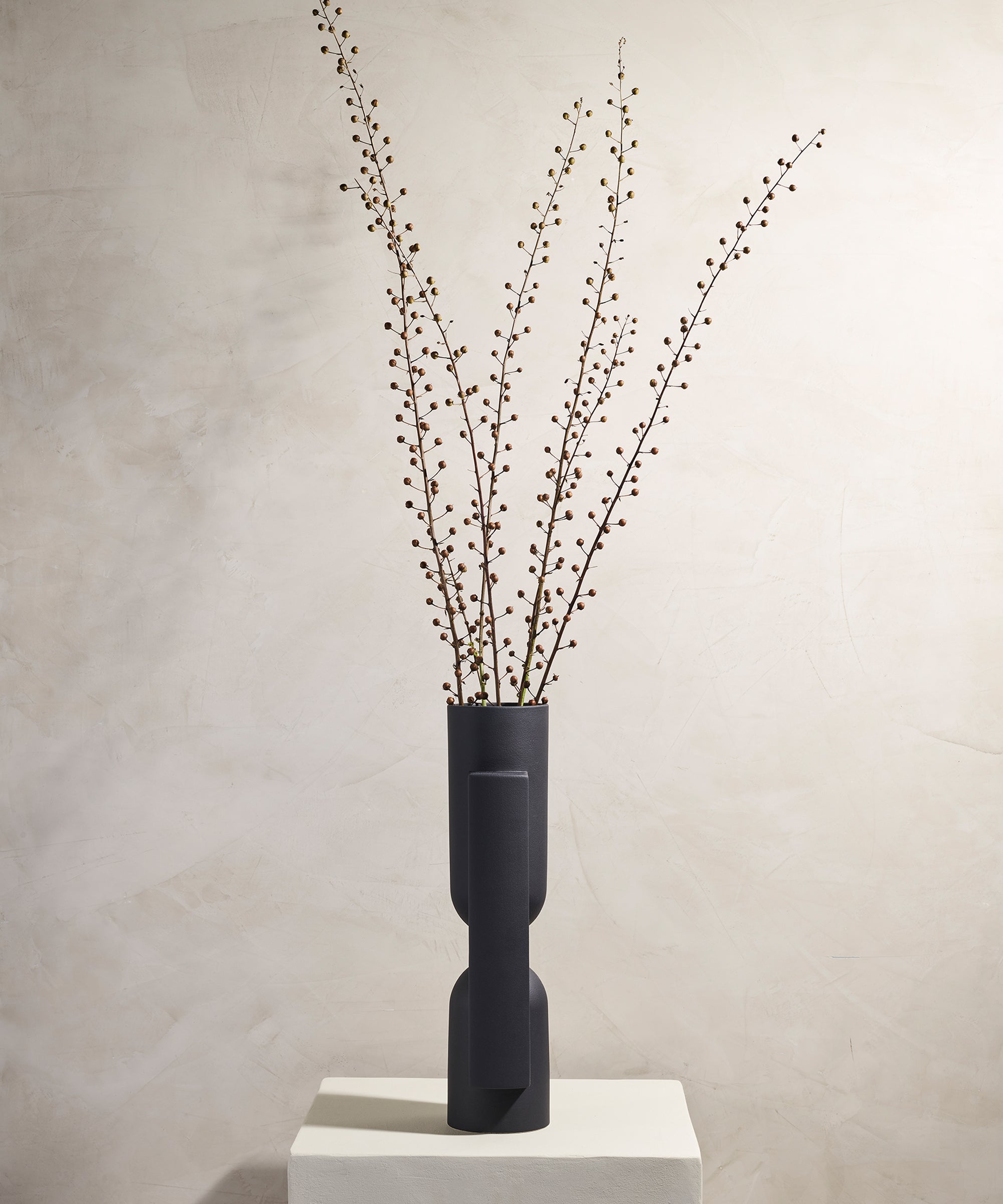 Kala Slender Porcelain Vase