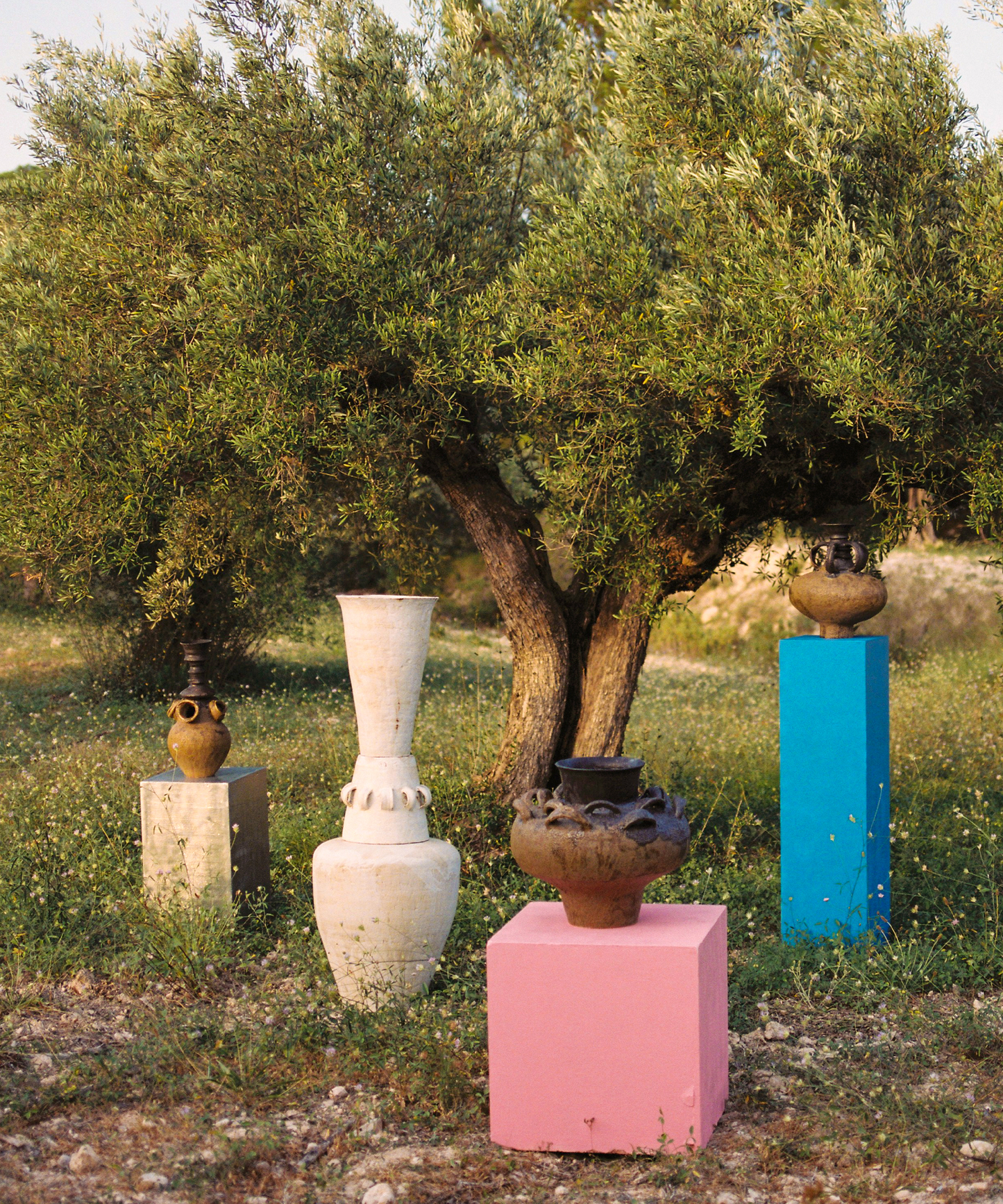 FIG 18 VASE
