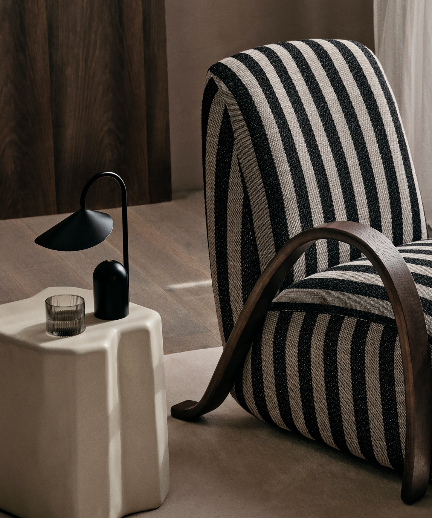 Arum Portable Lamp