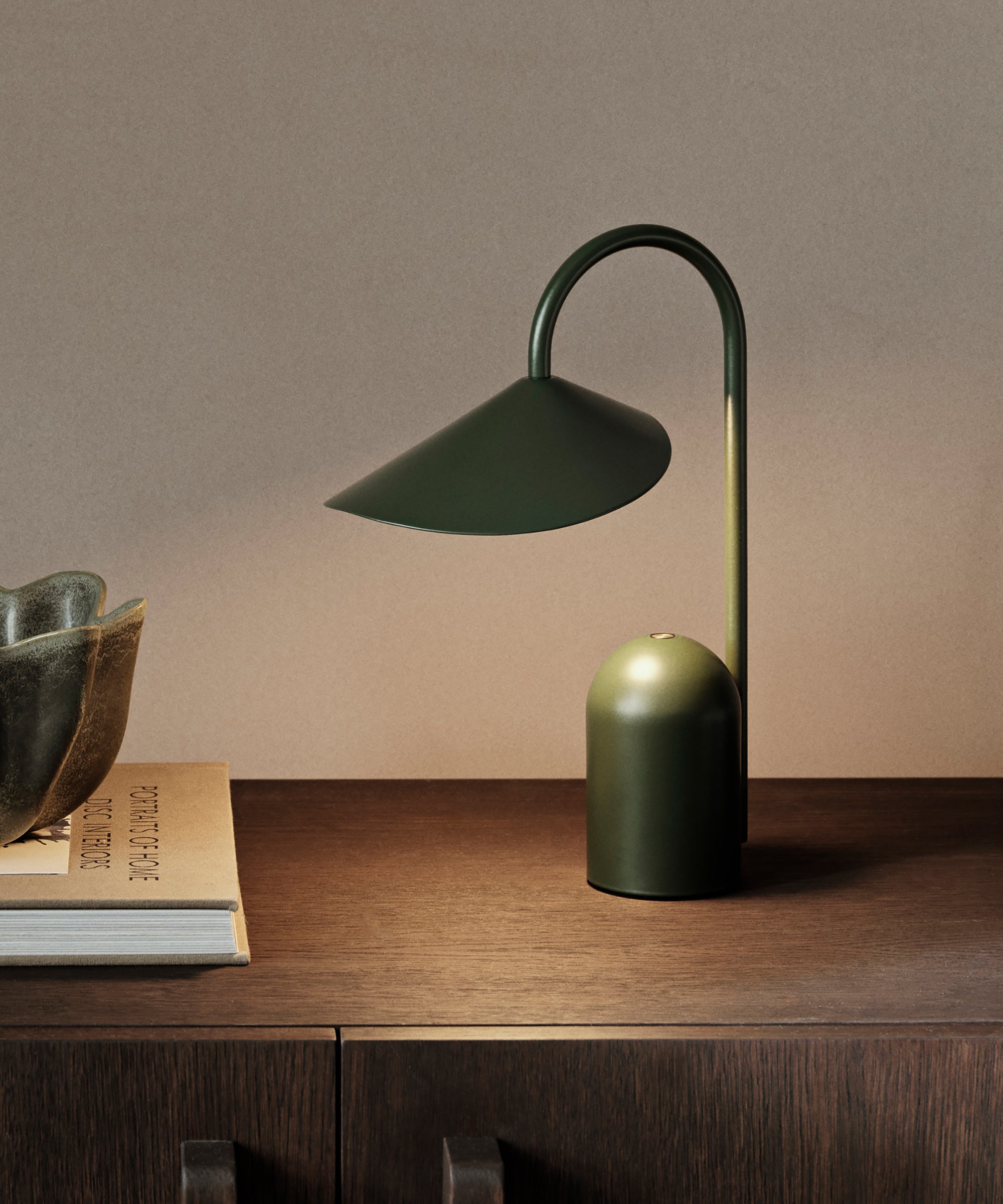 Arum Portable Lamp