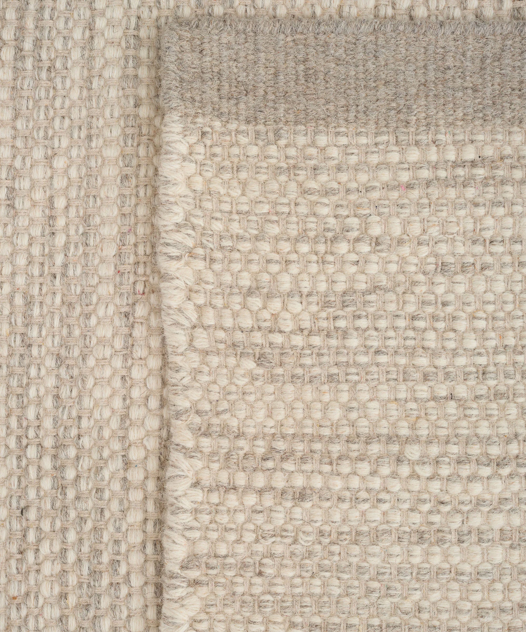Asko Rug in Iron