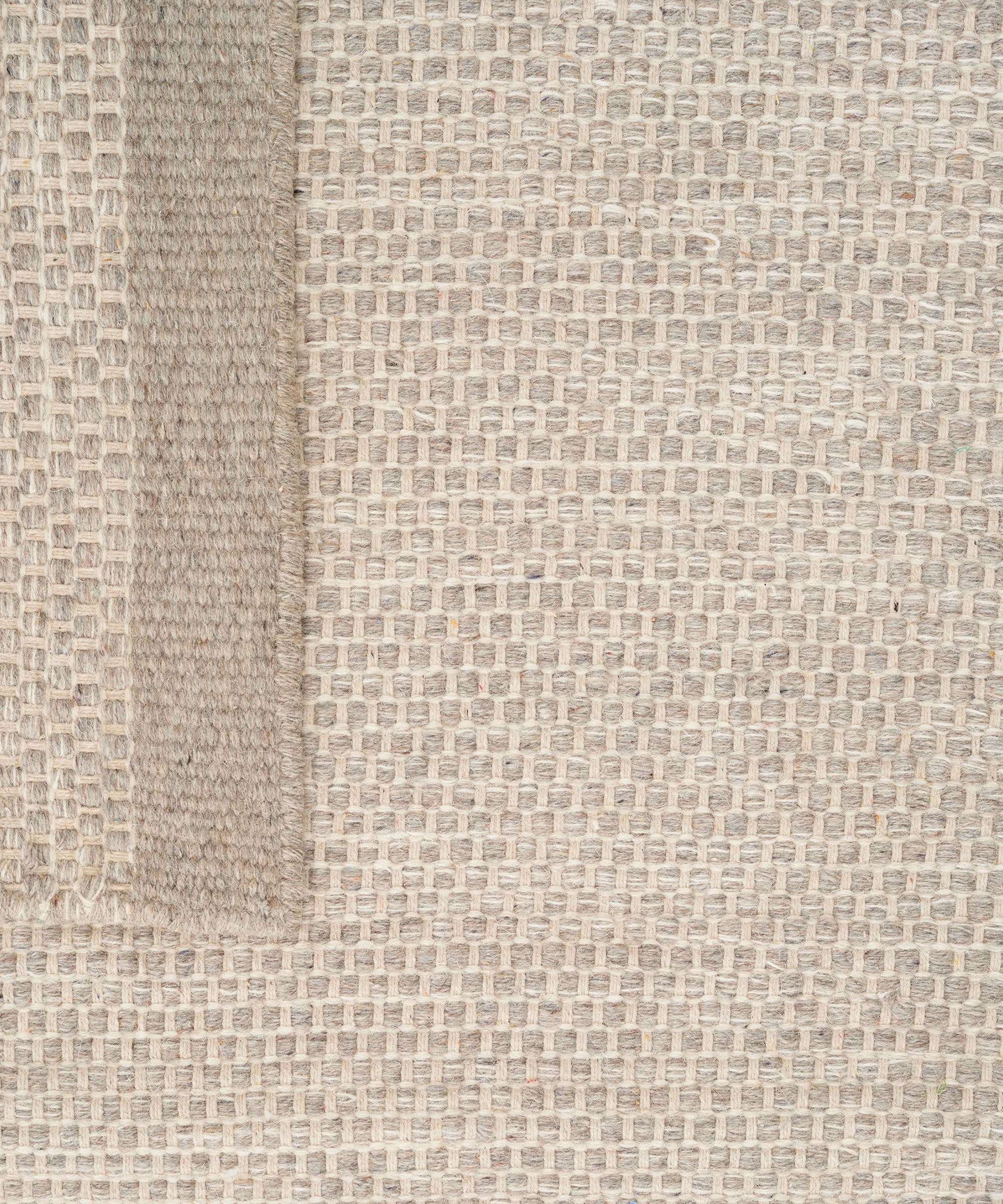 Asko Rug in Steel