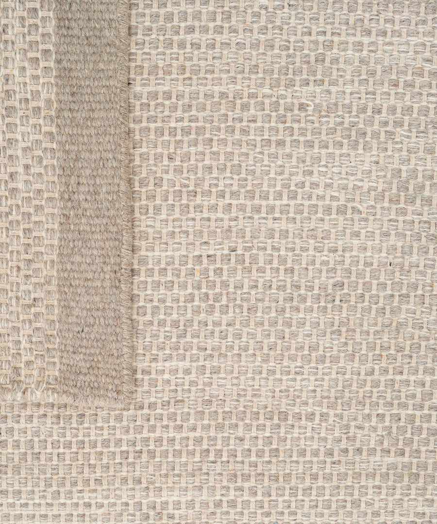 Asko Rug in Steel