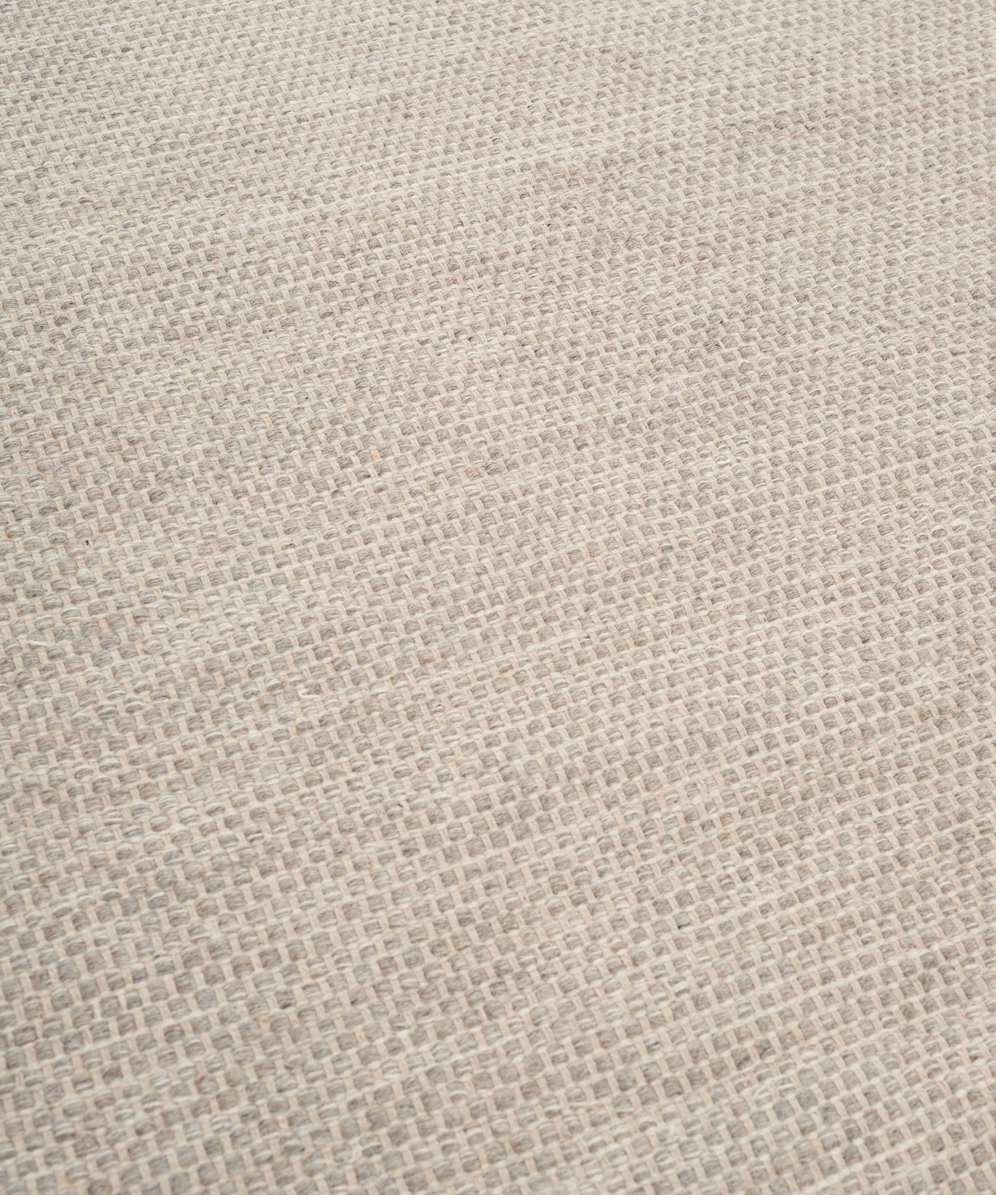 Asko Rug in Steel