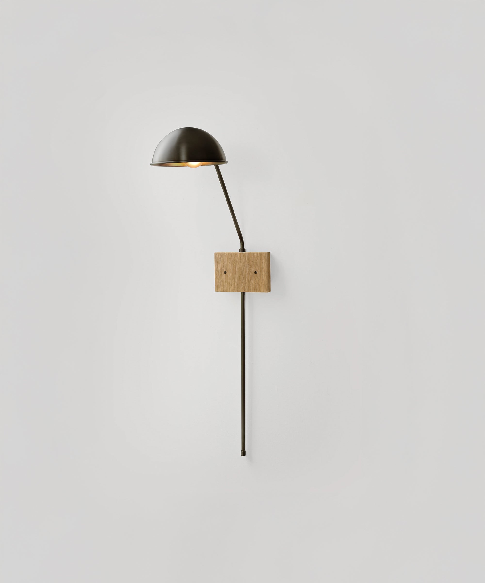 Atlas Sconce