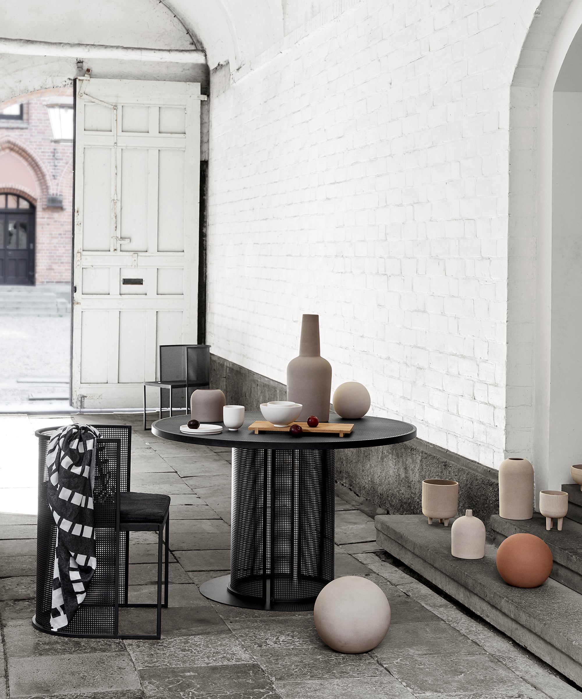 Bauhaus Dining Table