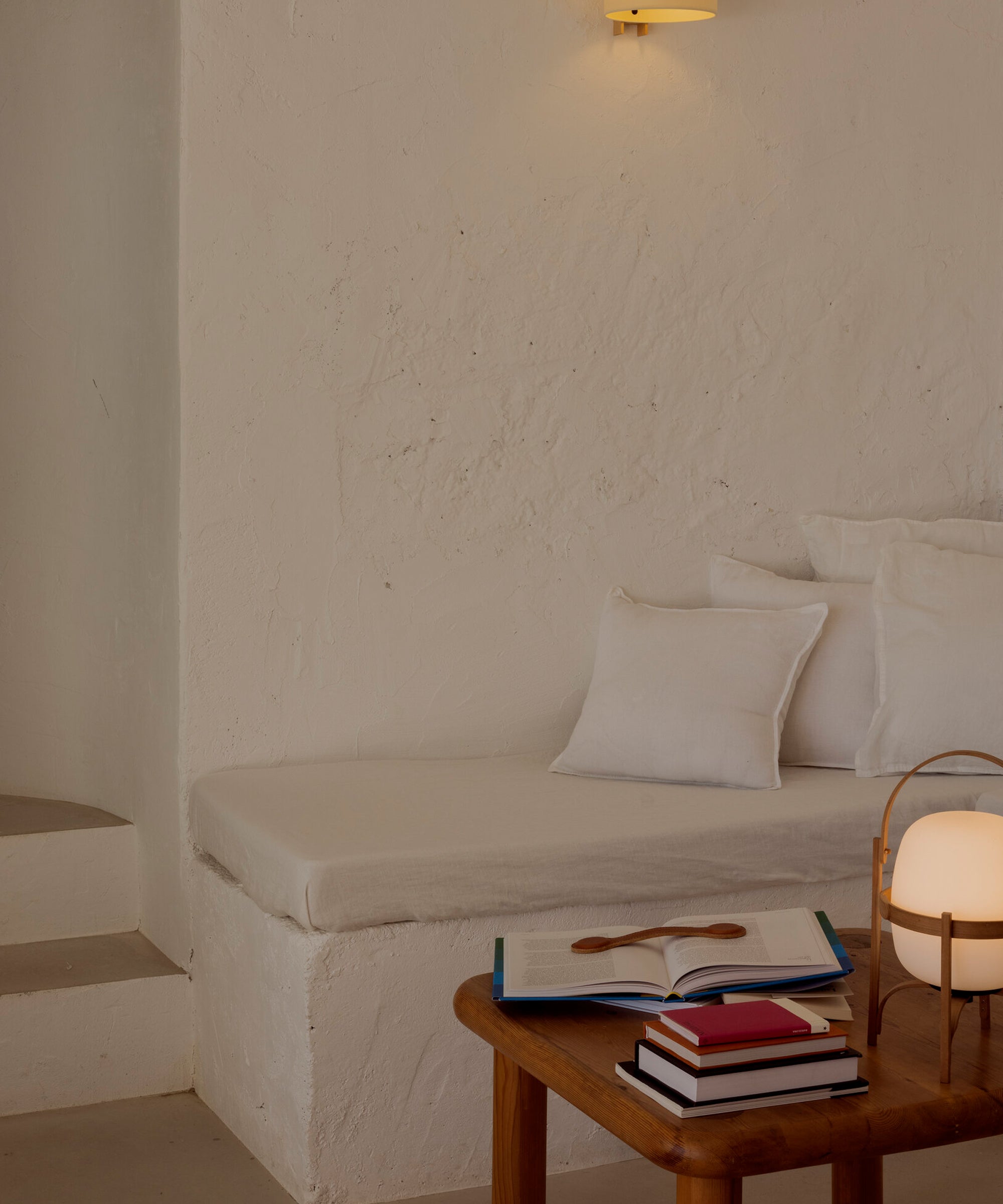 Cestita Bateria Table Lamp