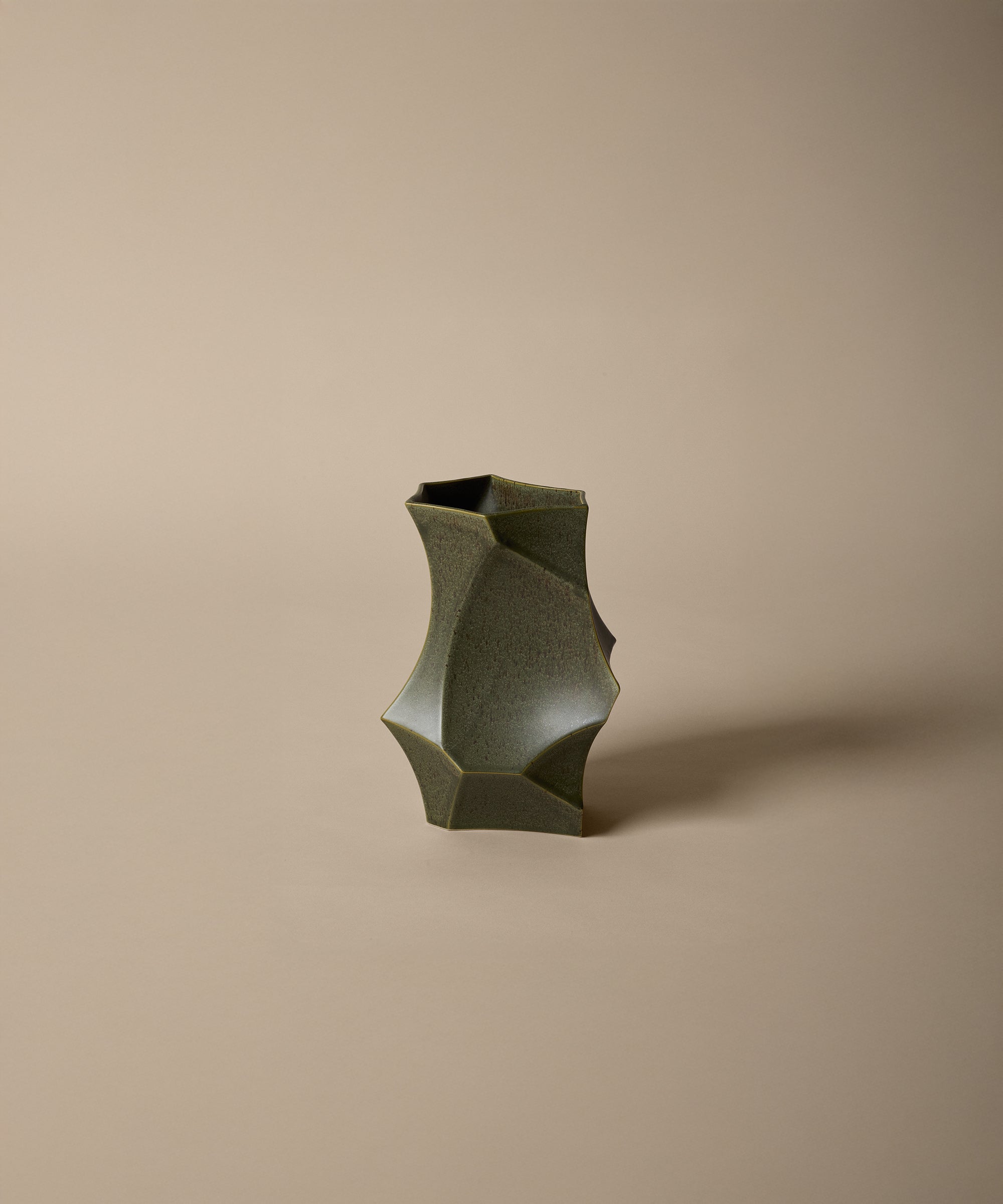 Cueva Vase