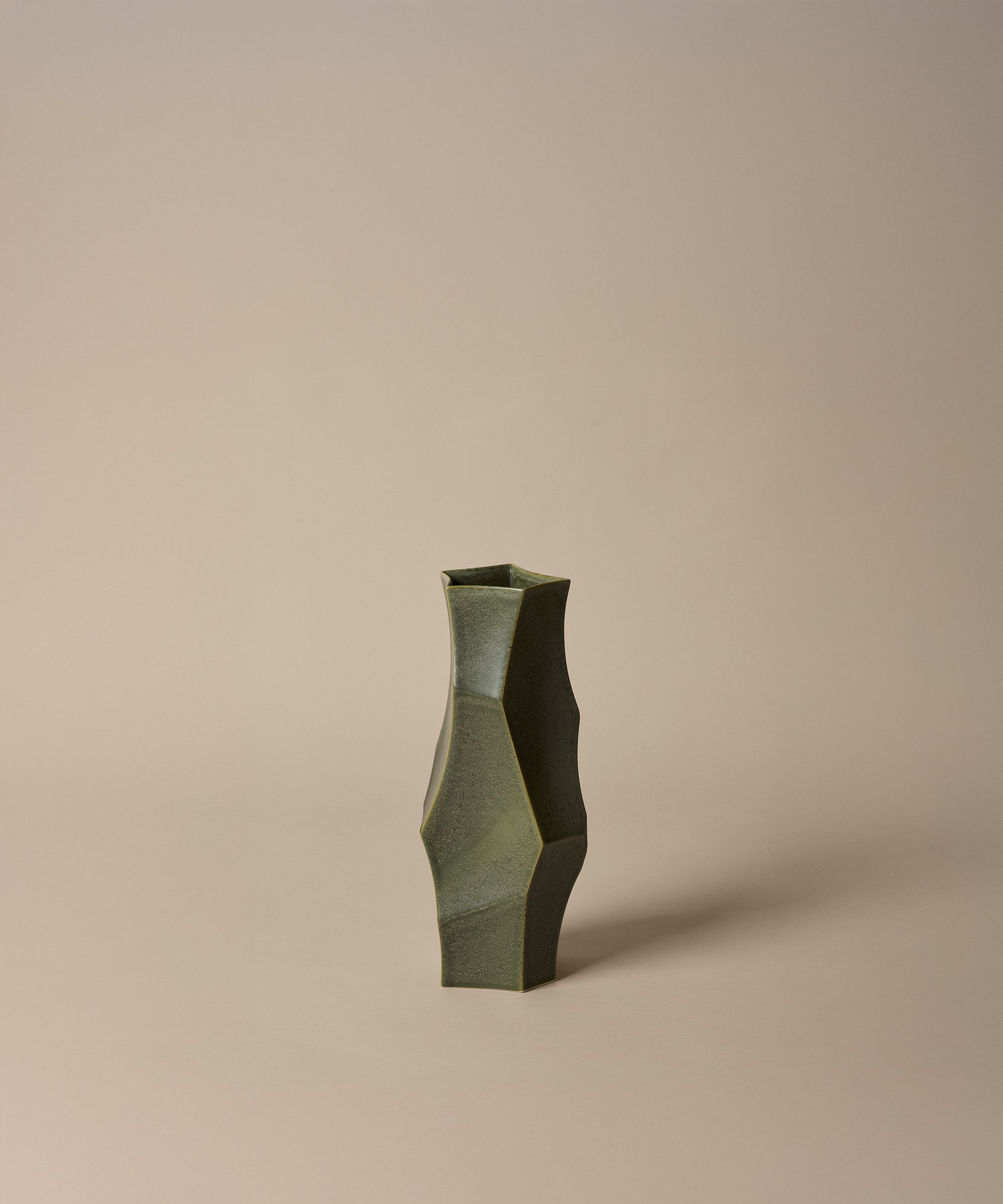 Cueva Vase