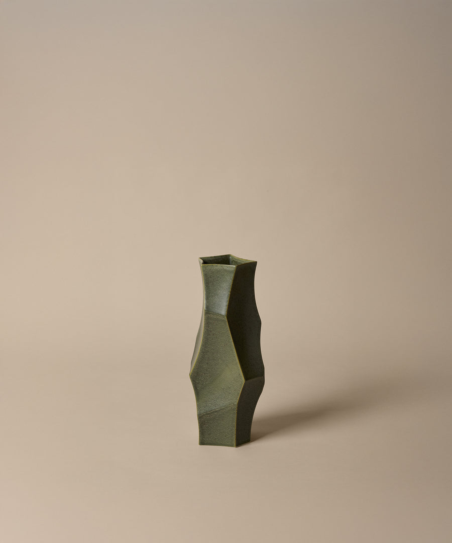 Cueva Vase