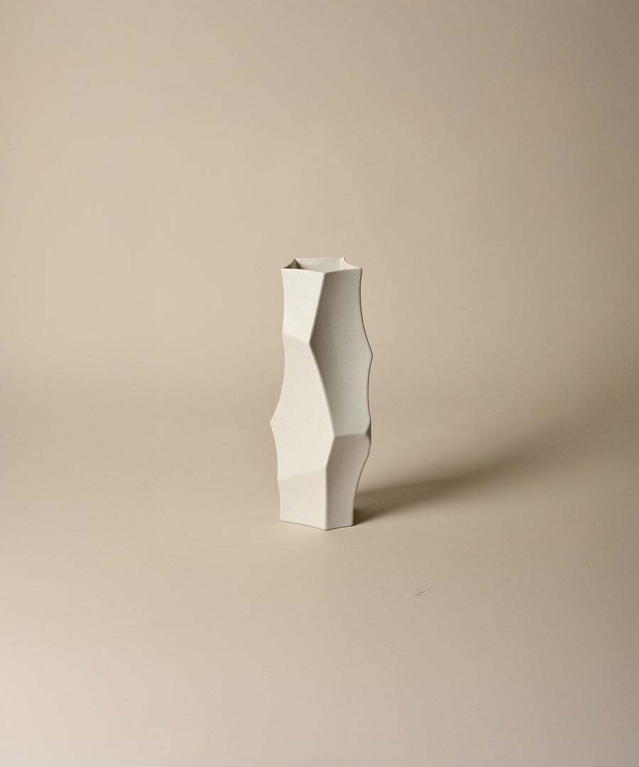 Cueva Vase