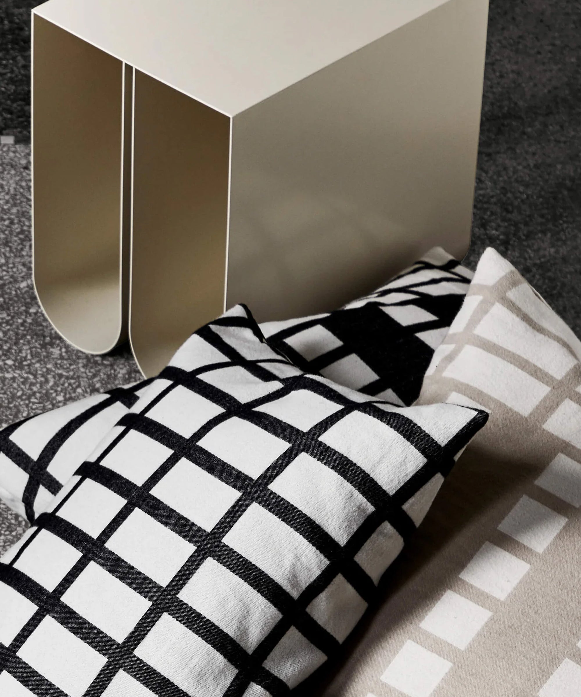 Curved Side Table - Beige - Sample