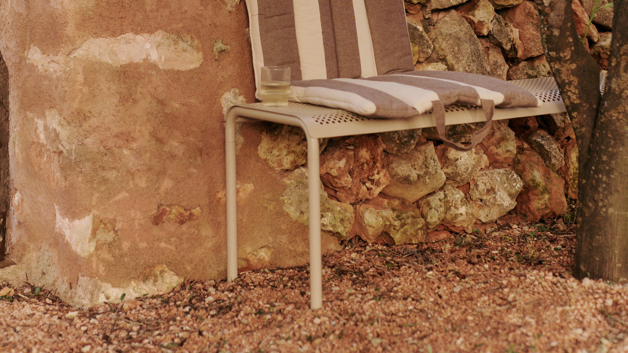 Dapple Bench