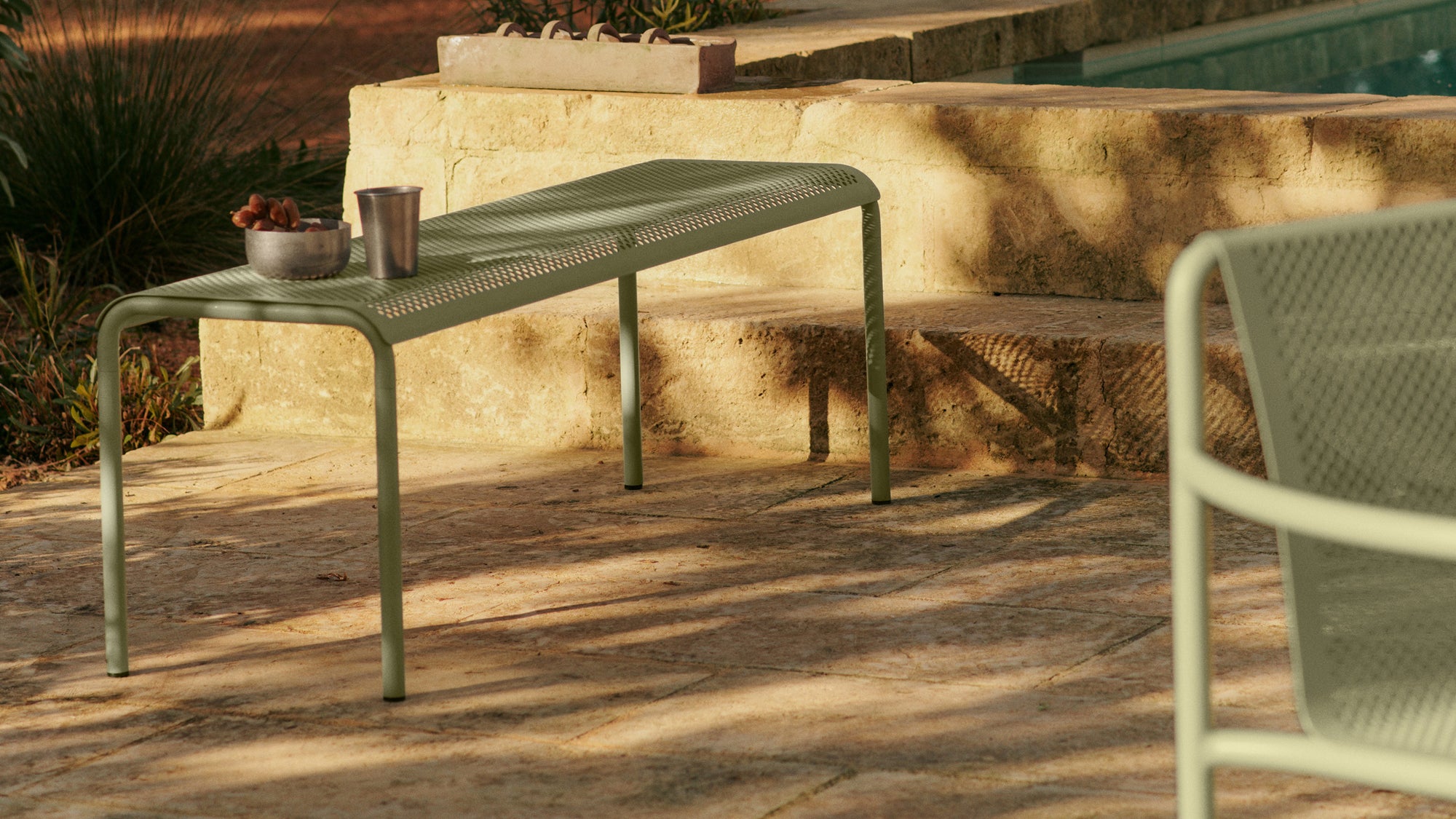 Dapple Bench