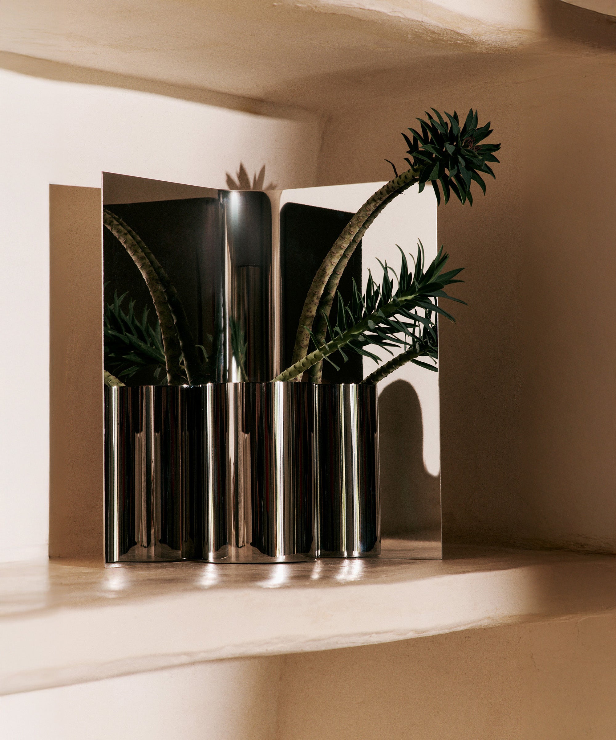 Eddy Vase