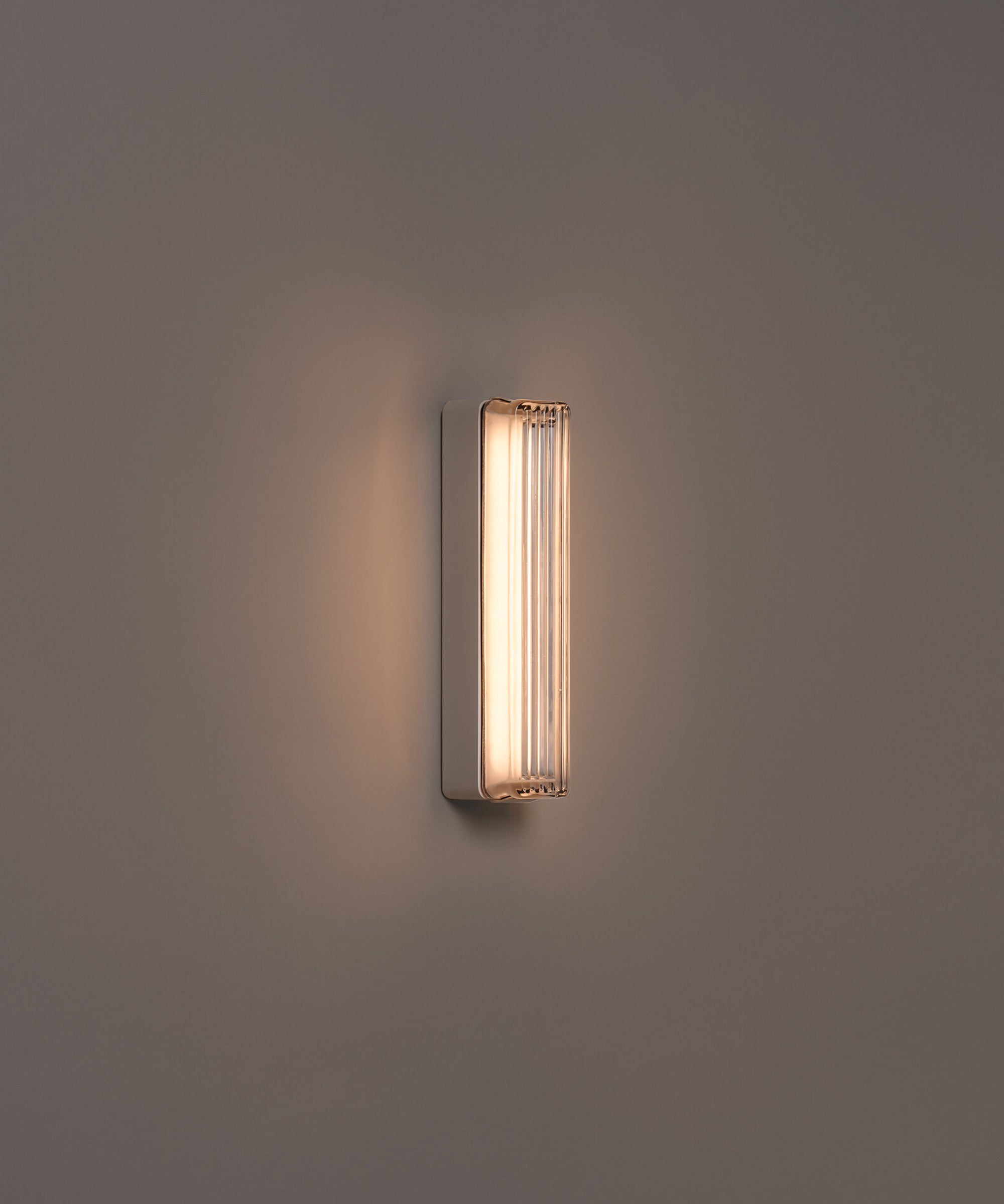 Estadio Singular Wall Lamp