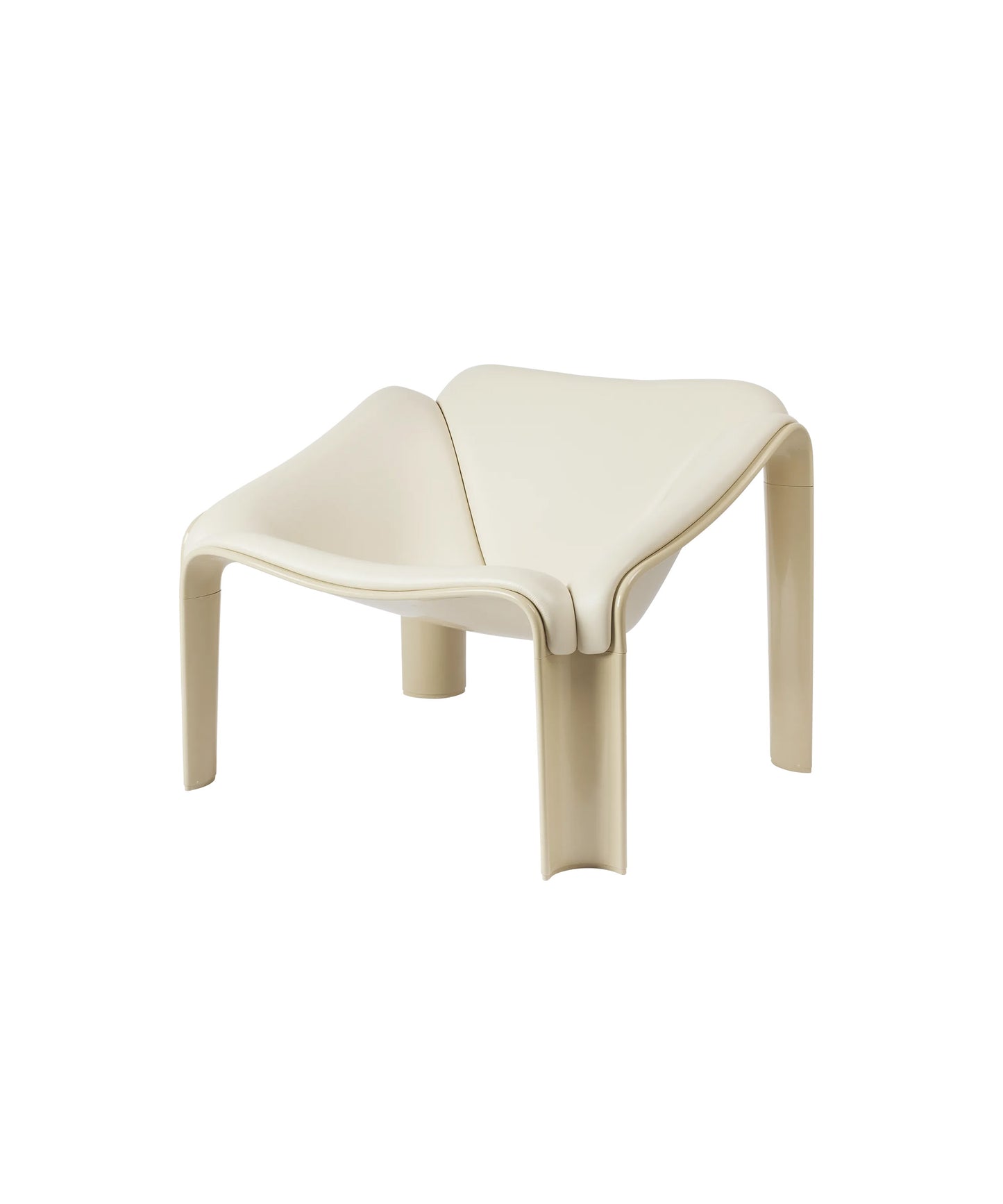 F300 Lounge Chair
