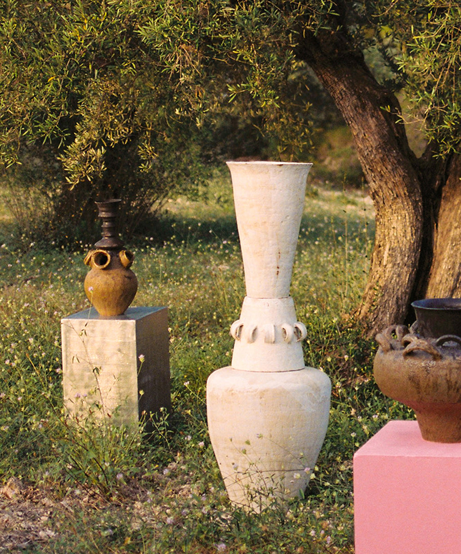 FIG 10 VASE