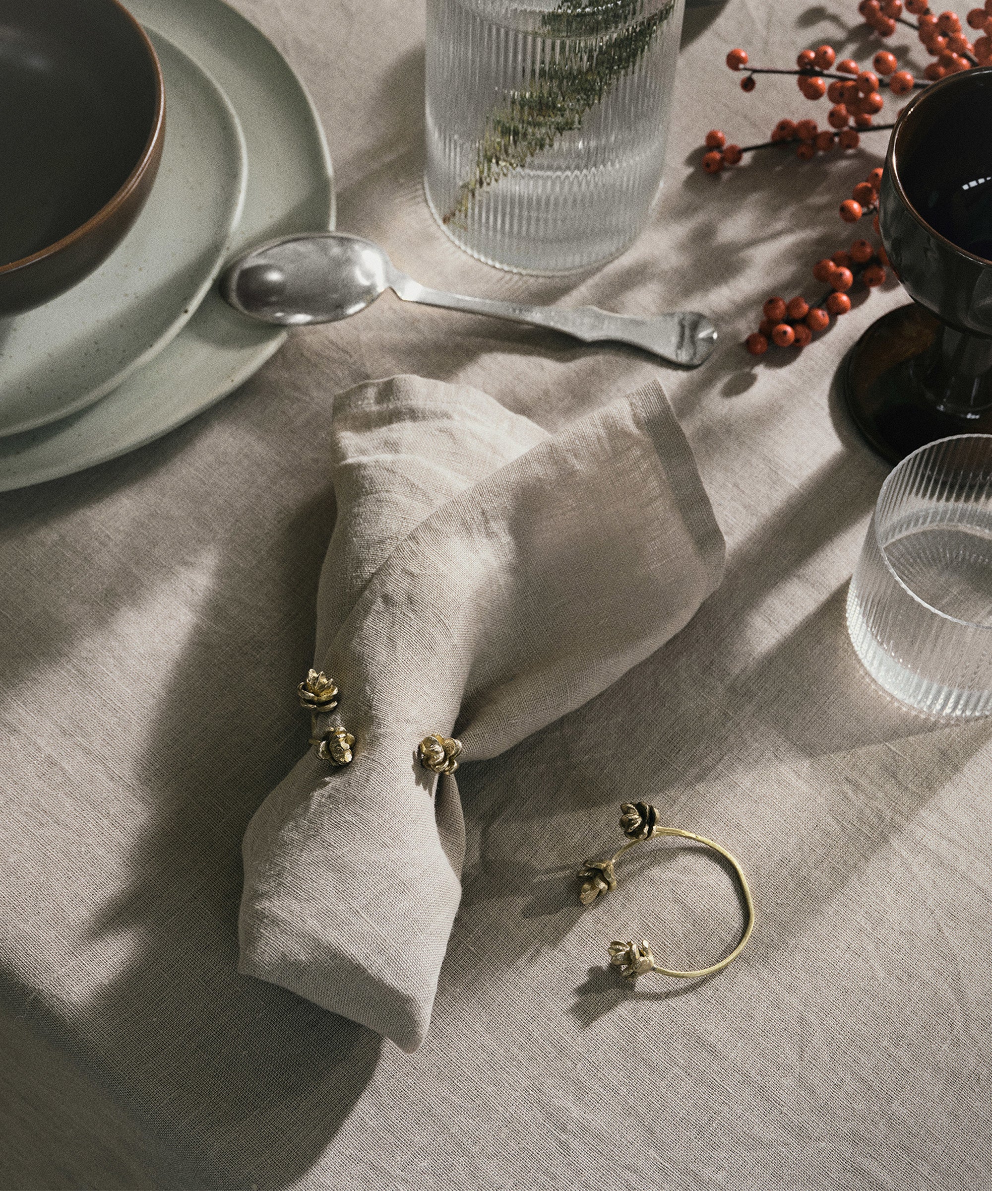 forest-napkin-rings-set-of-4-03