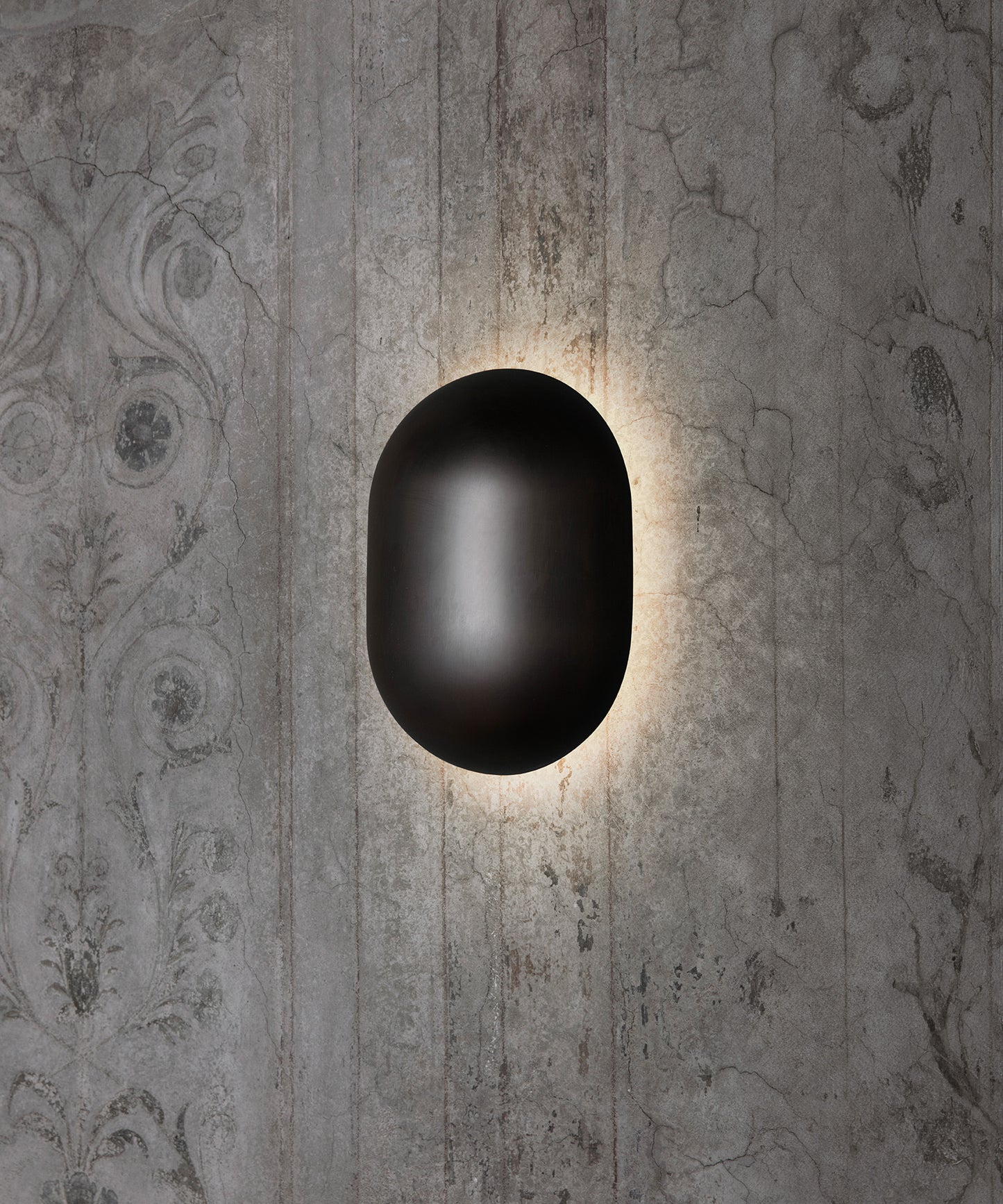 Howard Wall Lamp