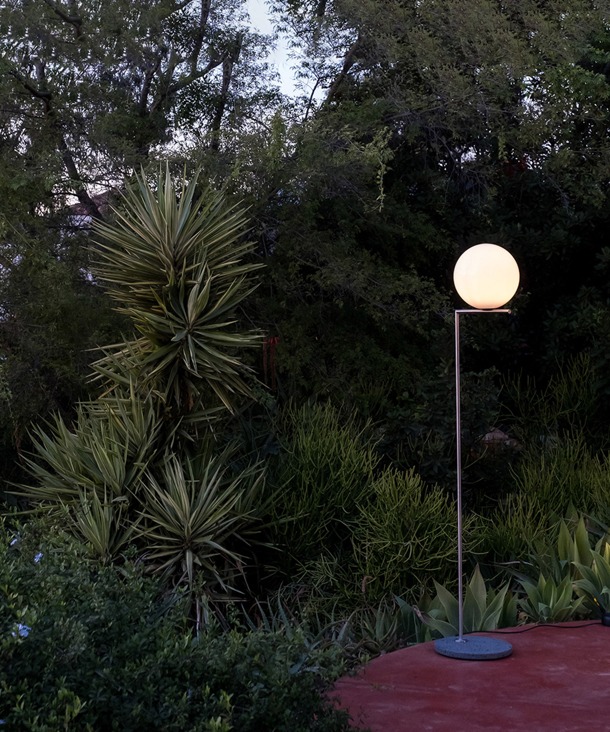 IC Floor Lamp, outdoor