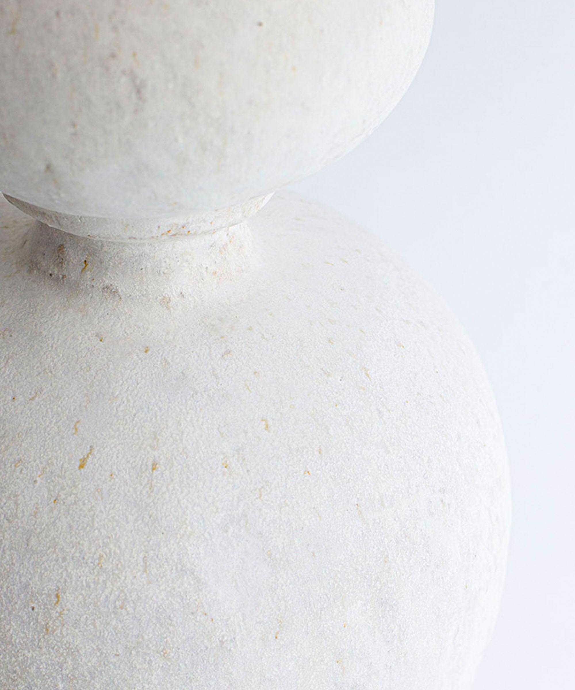 isolated-n-31-vase-03
