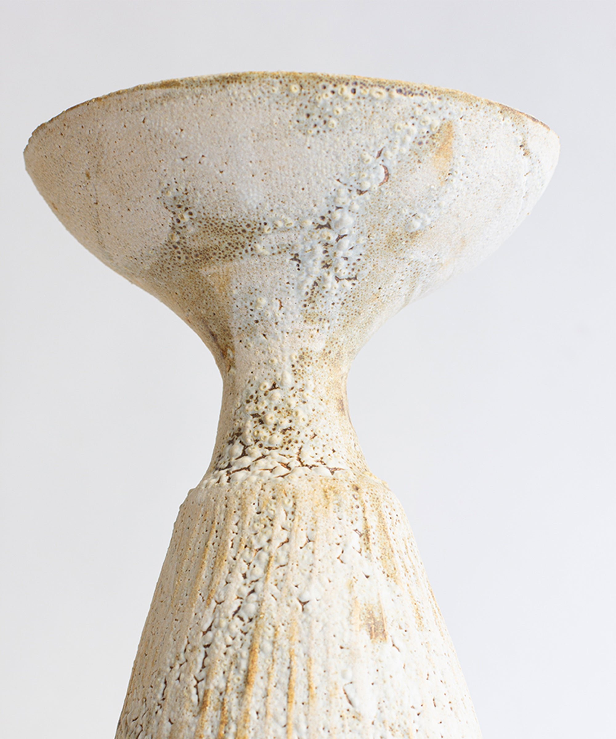 isolated-n-35-vase-02