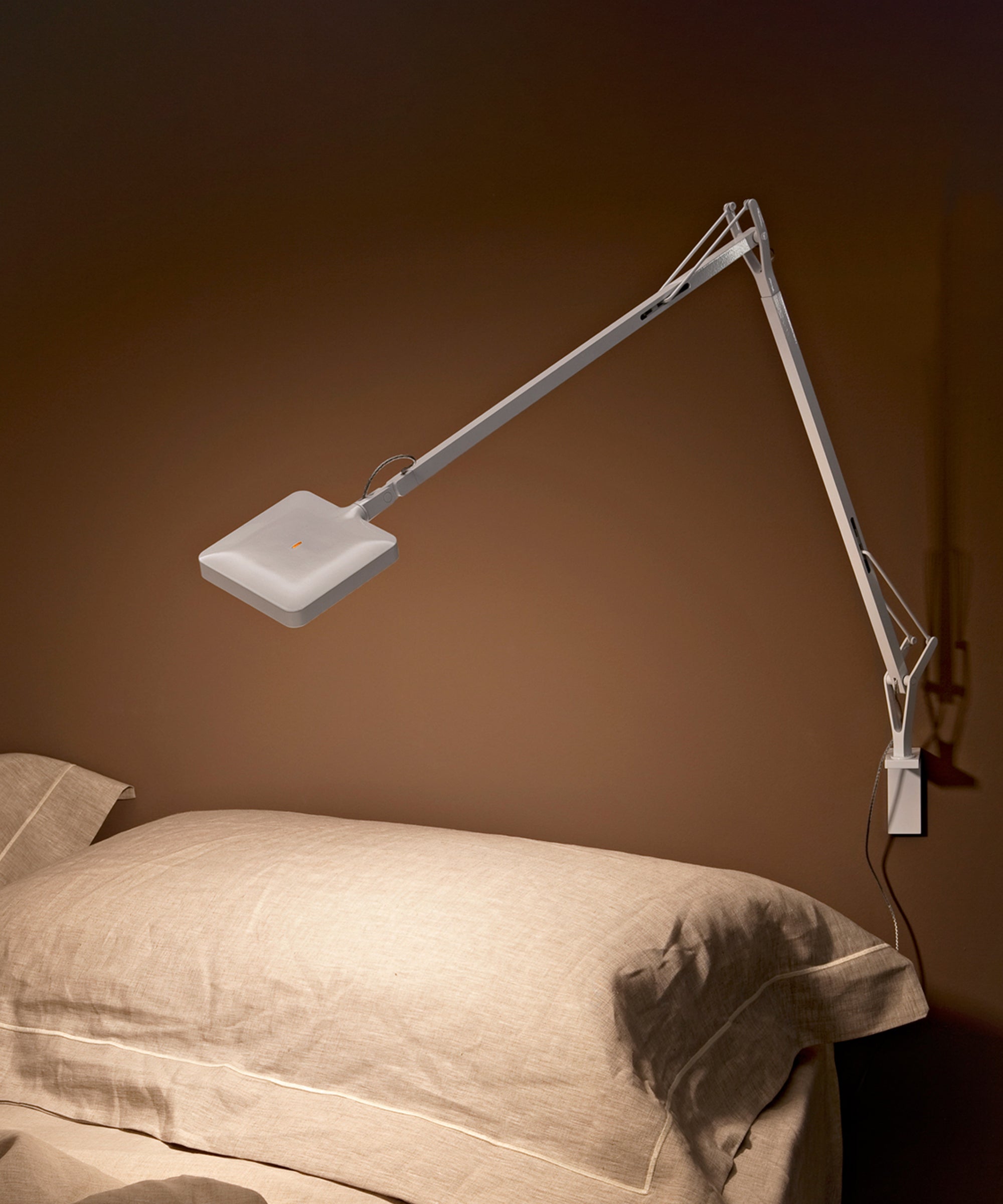 Kelvin LED Table Lamp