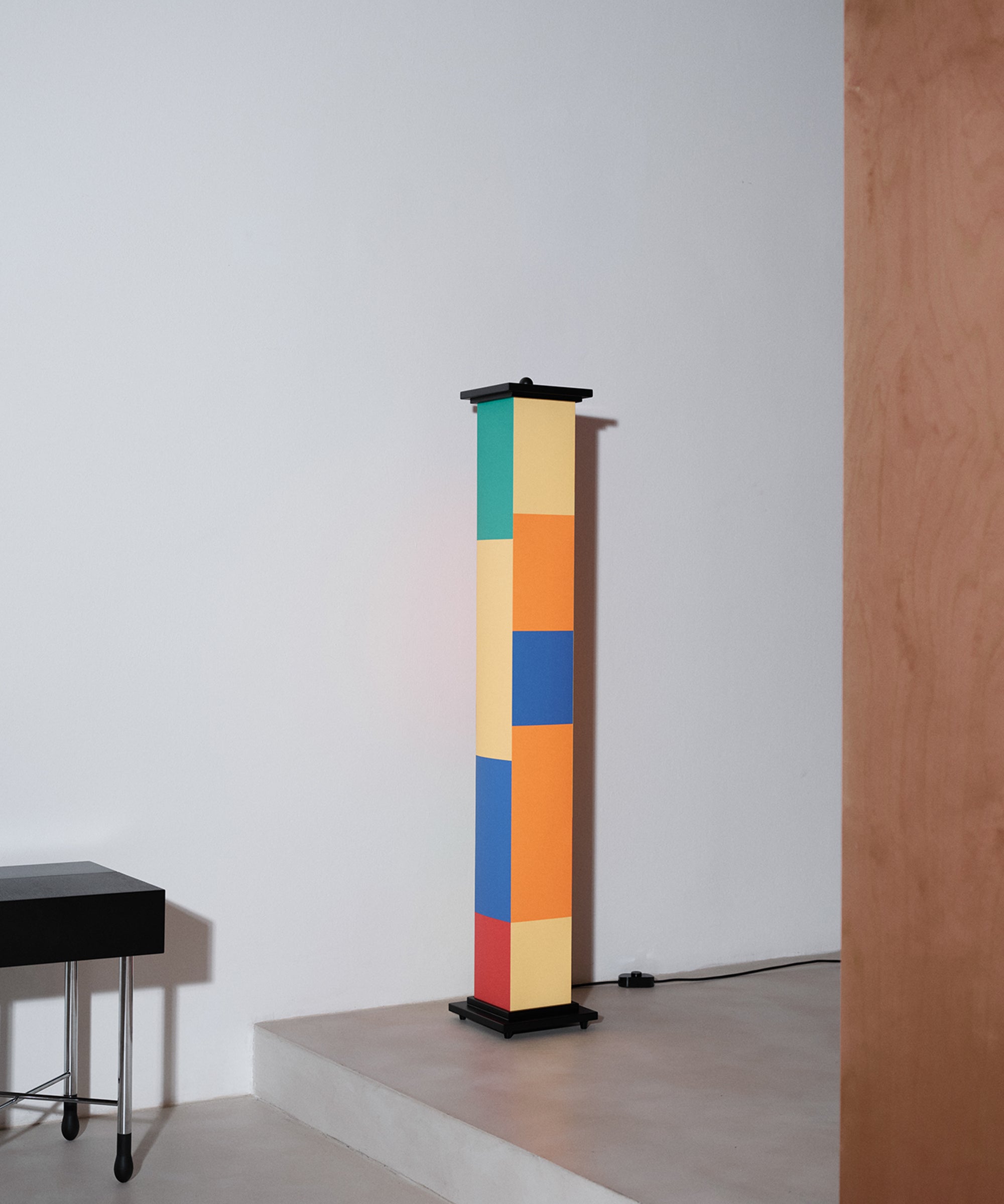 La Bella Durmiente Floor Lamp