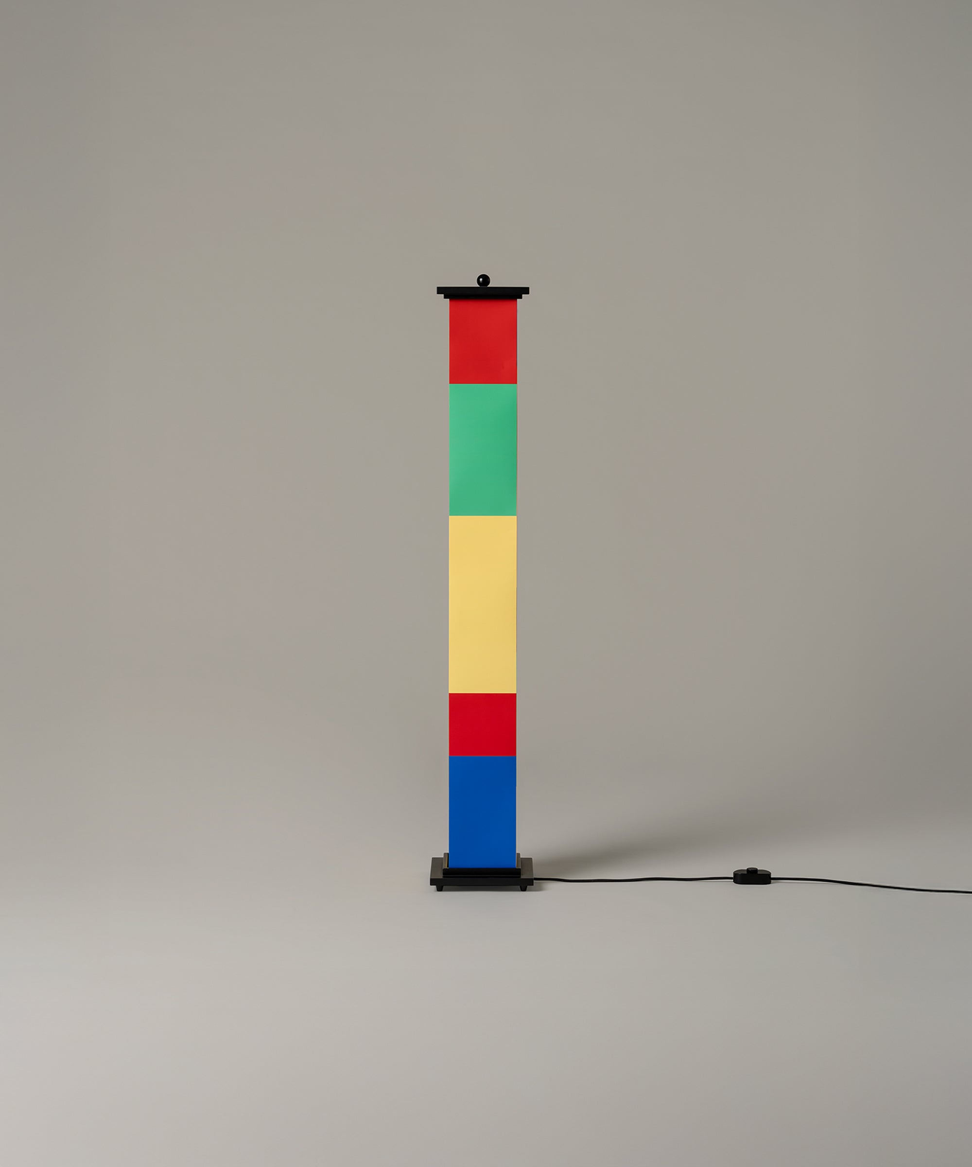 La Bella Durmiente Floor Lamp