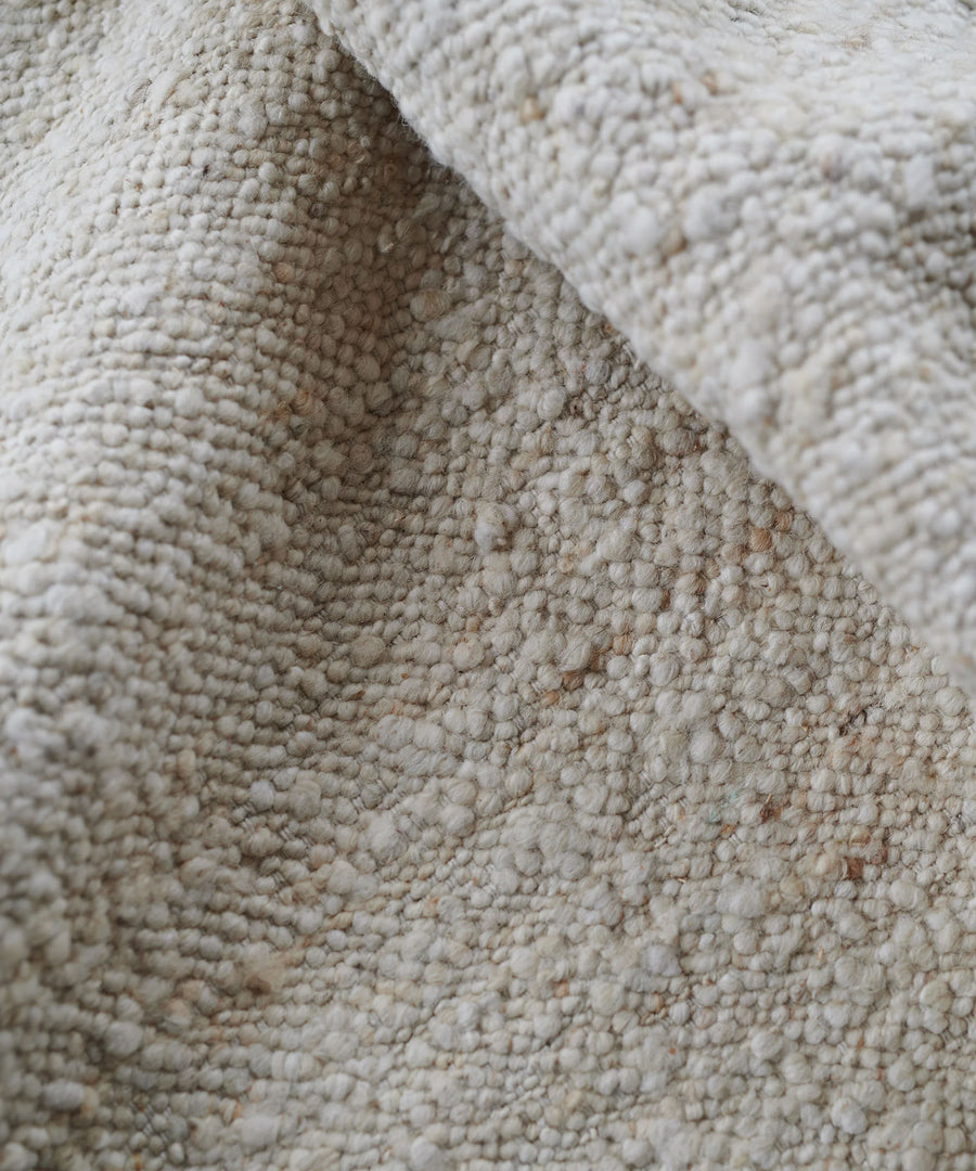 Logmar Rug in Ivory