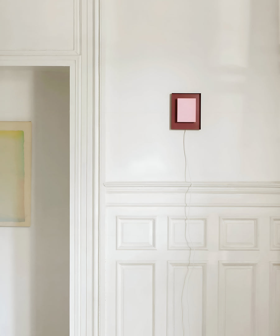 Mira Sconce