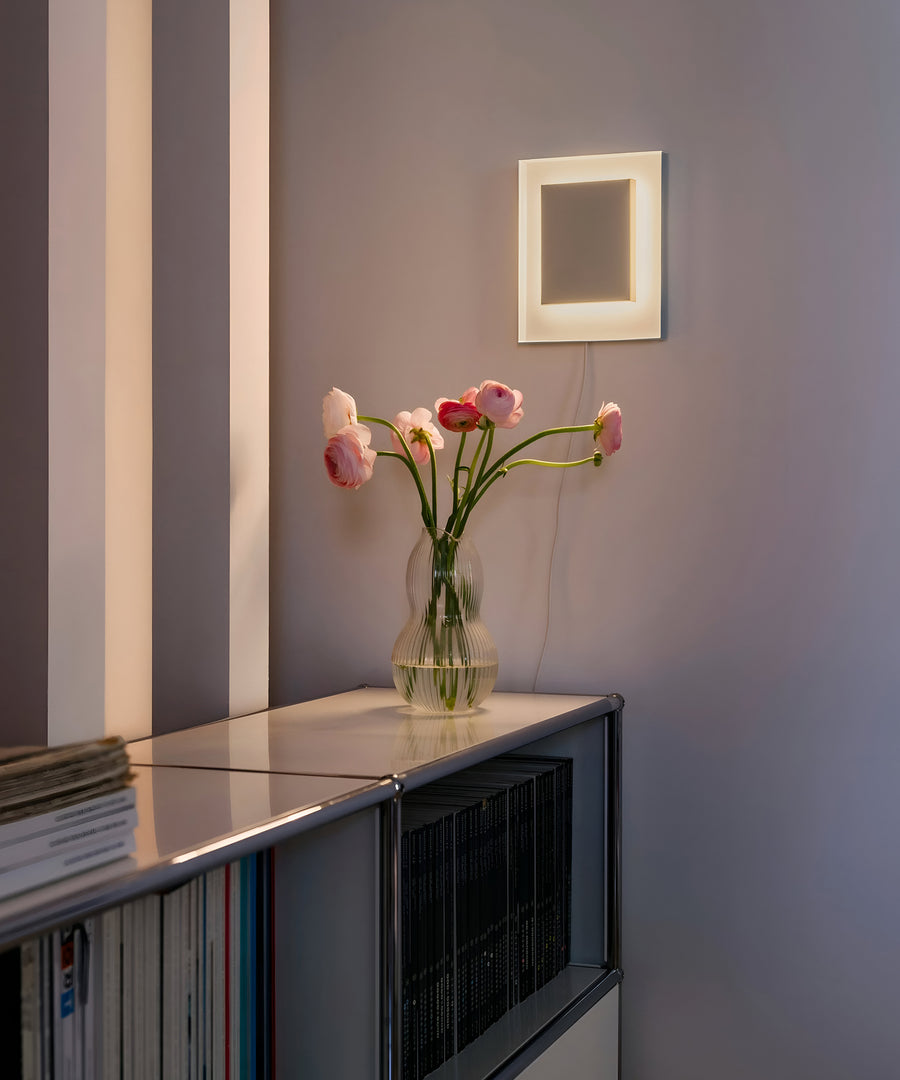 Mira Sconce