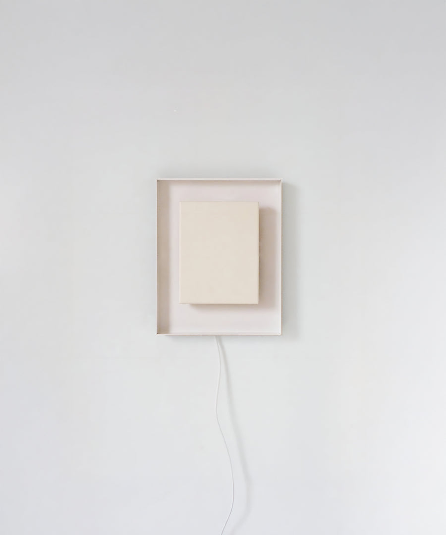 Mira Sconce