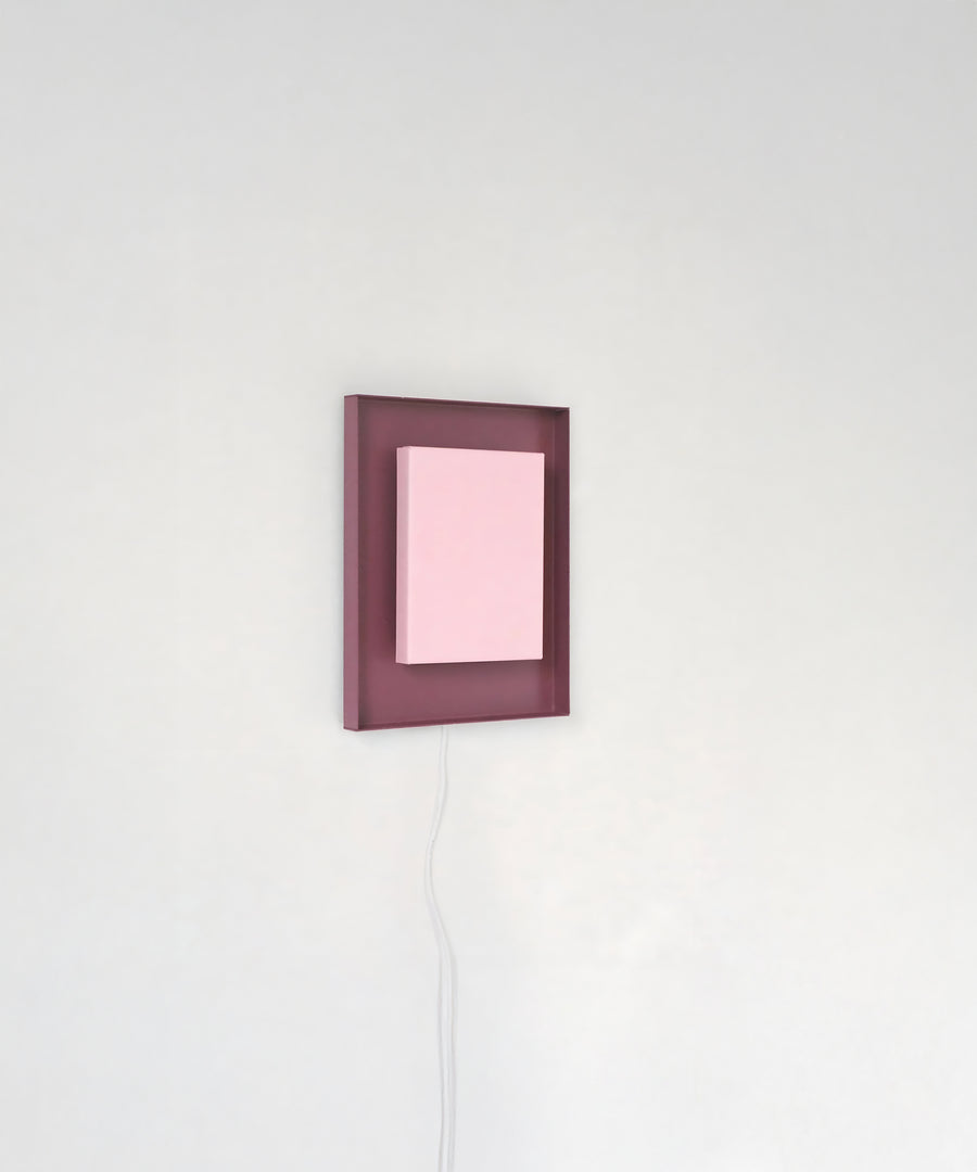 Mira Sconce