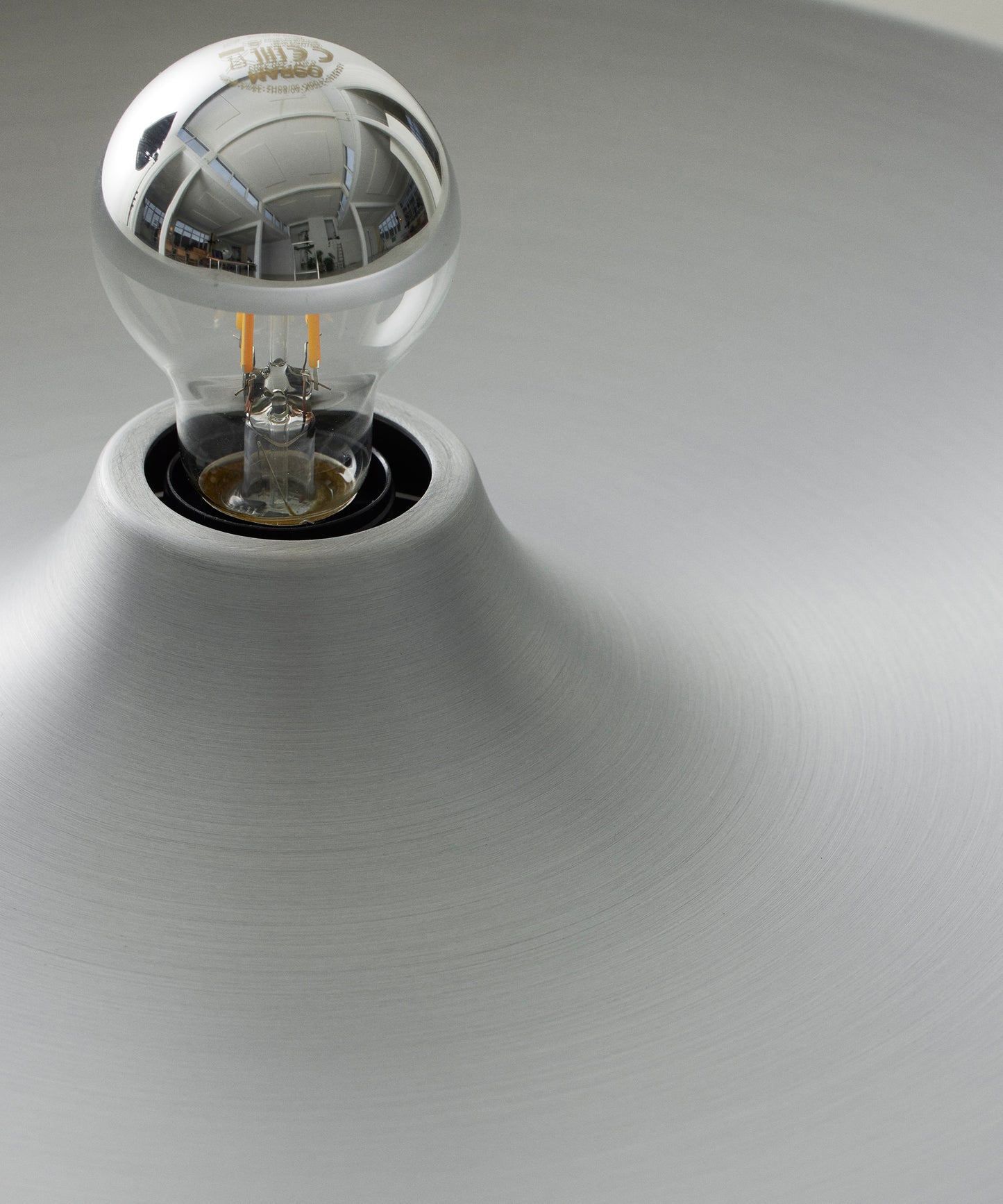 Model 262 Wall Lamp