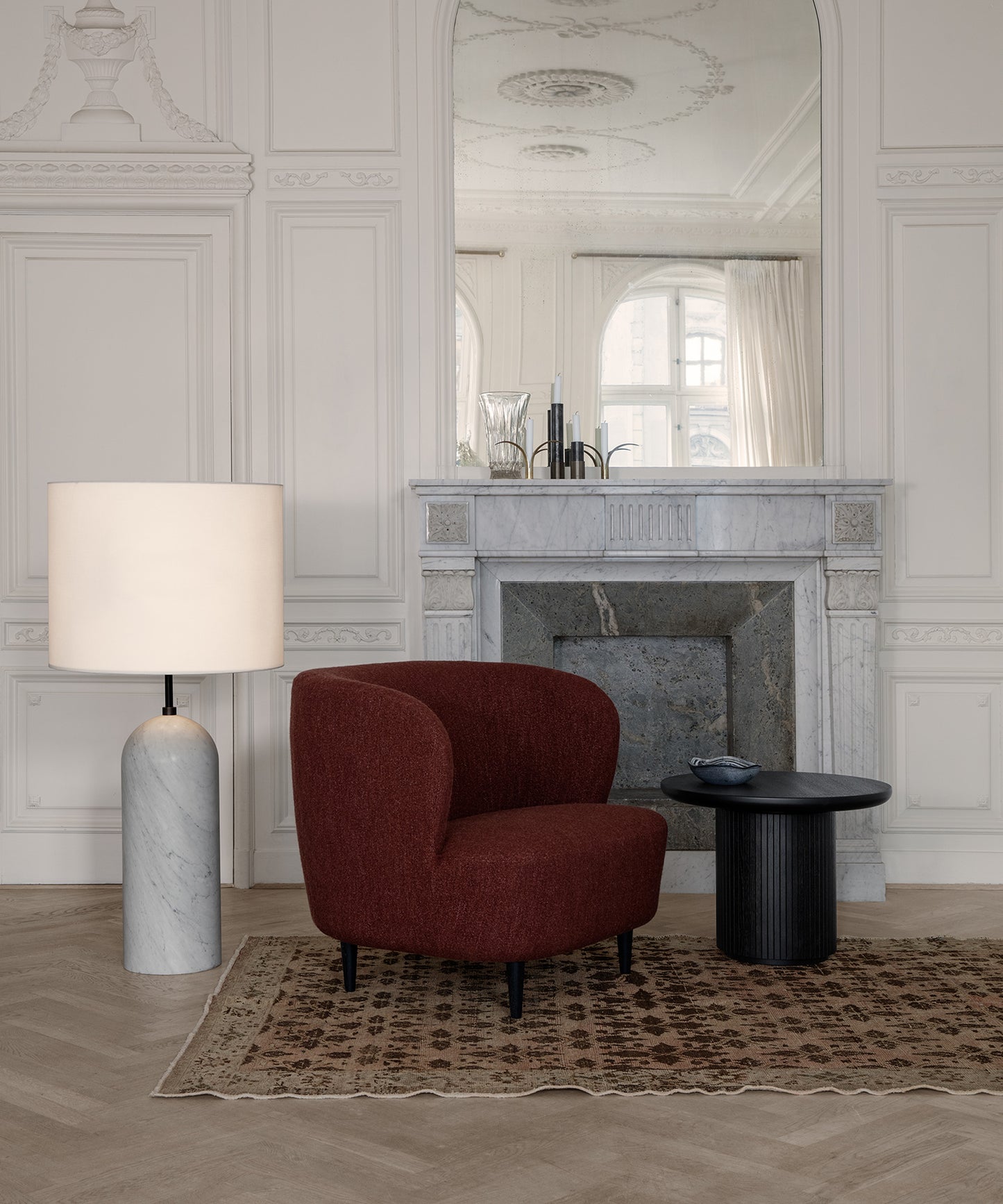 Moon Lounge Table