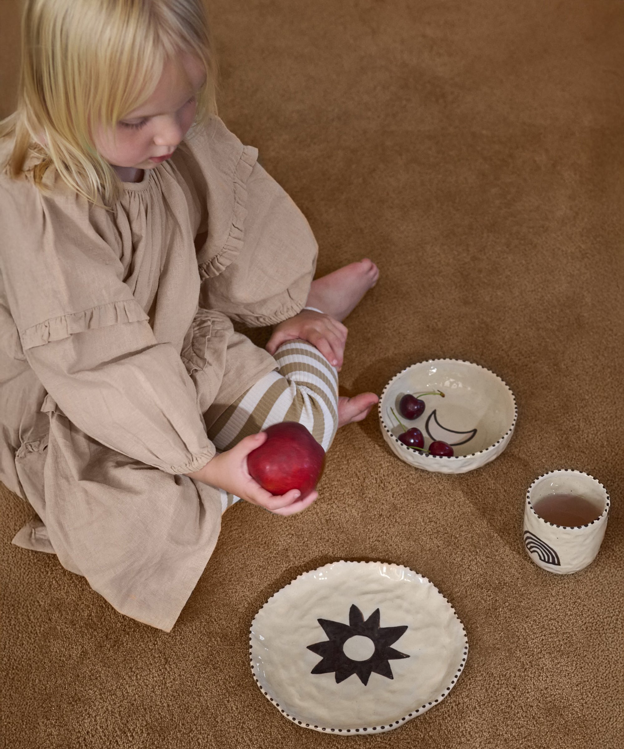 Naive Ceramic Set
