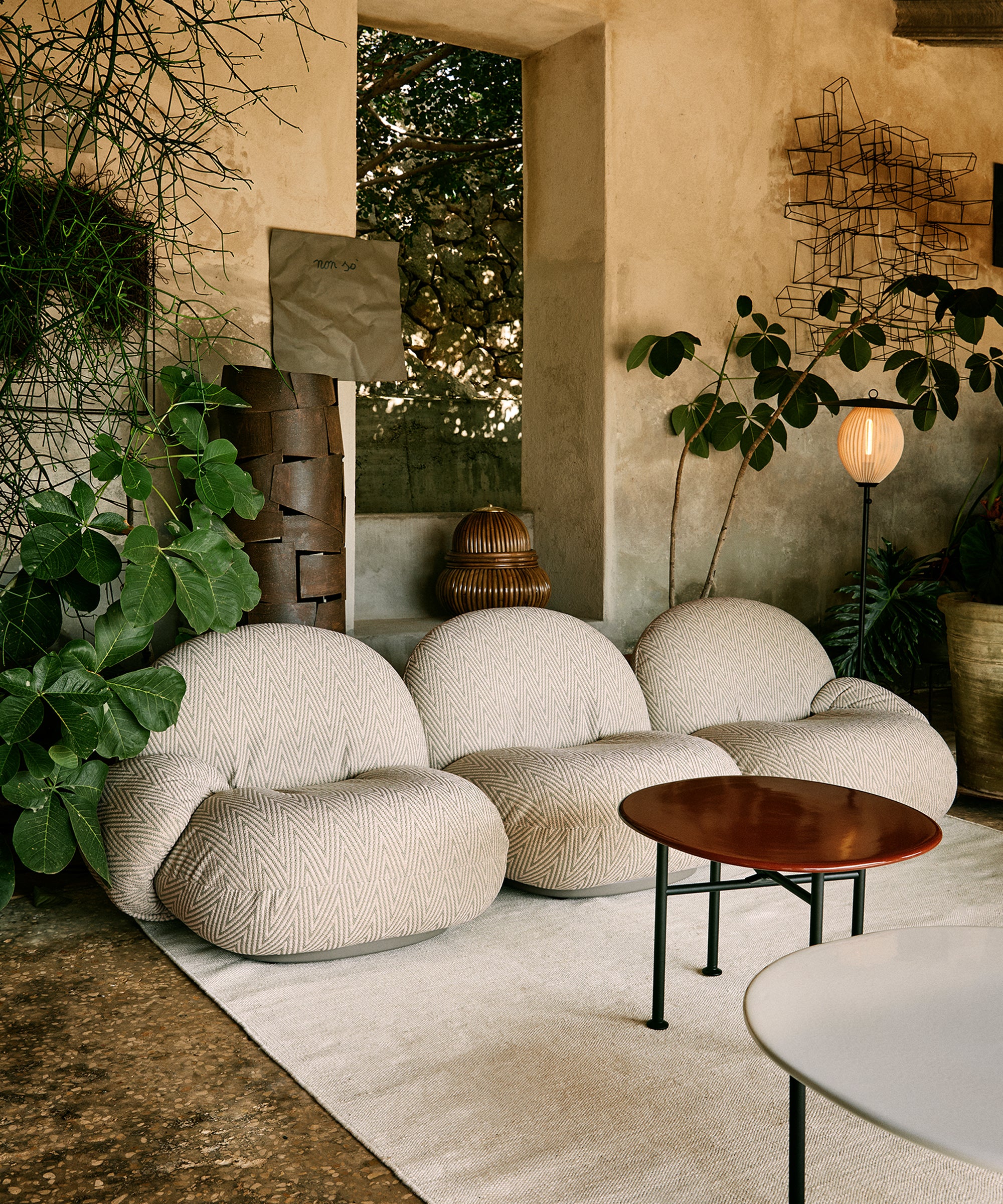 Pacha Outdoor Swivel Lounge Chair