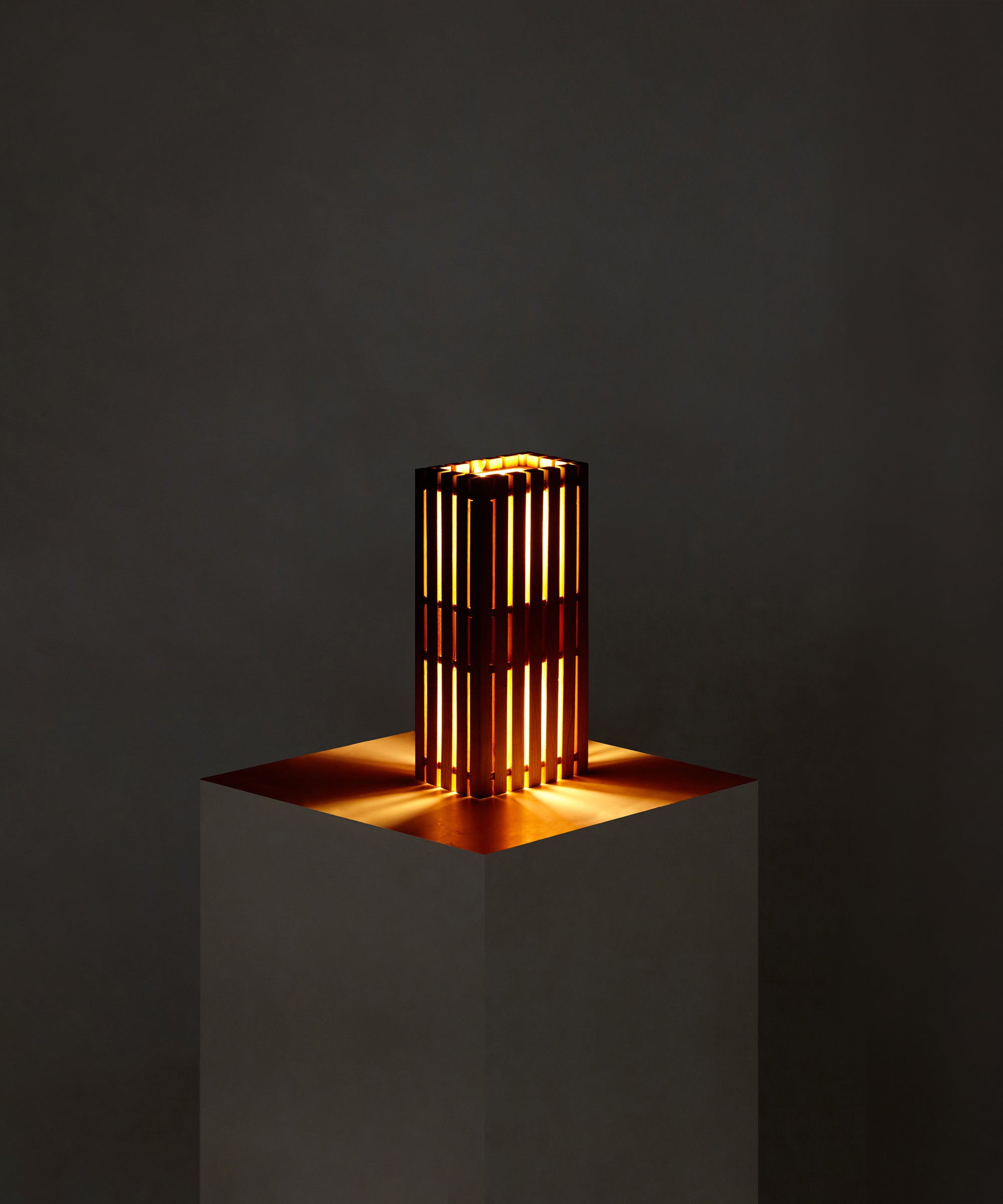 Parállilo Sconce