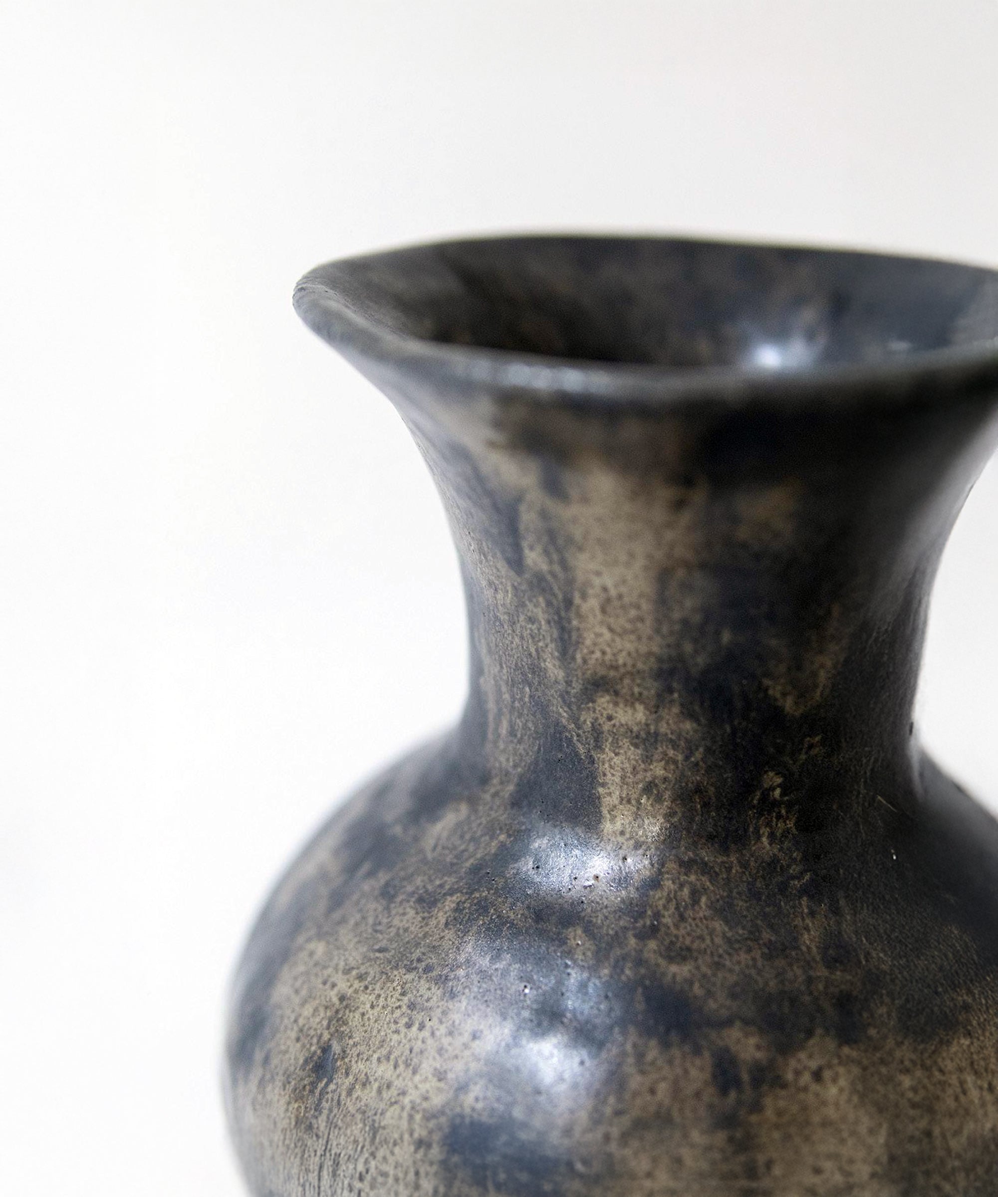 Pelike Obsidiana Vase