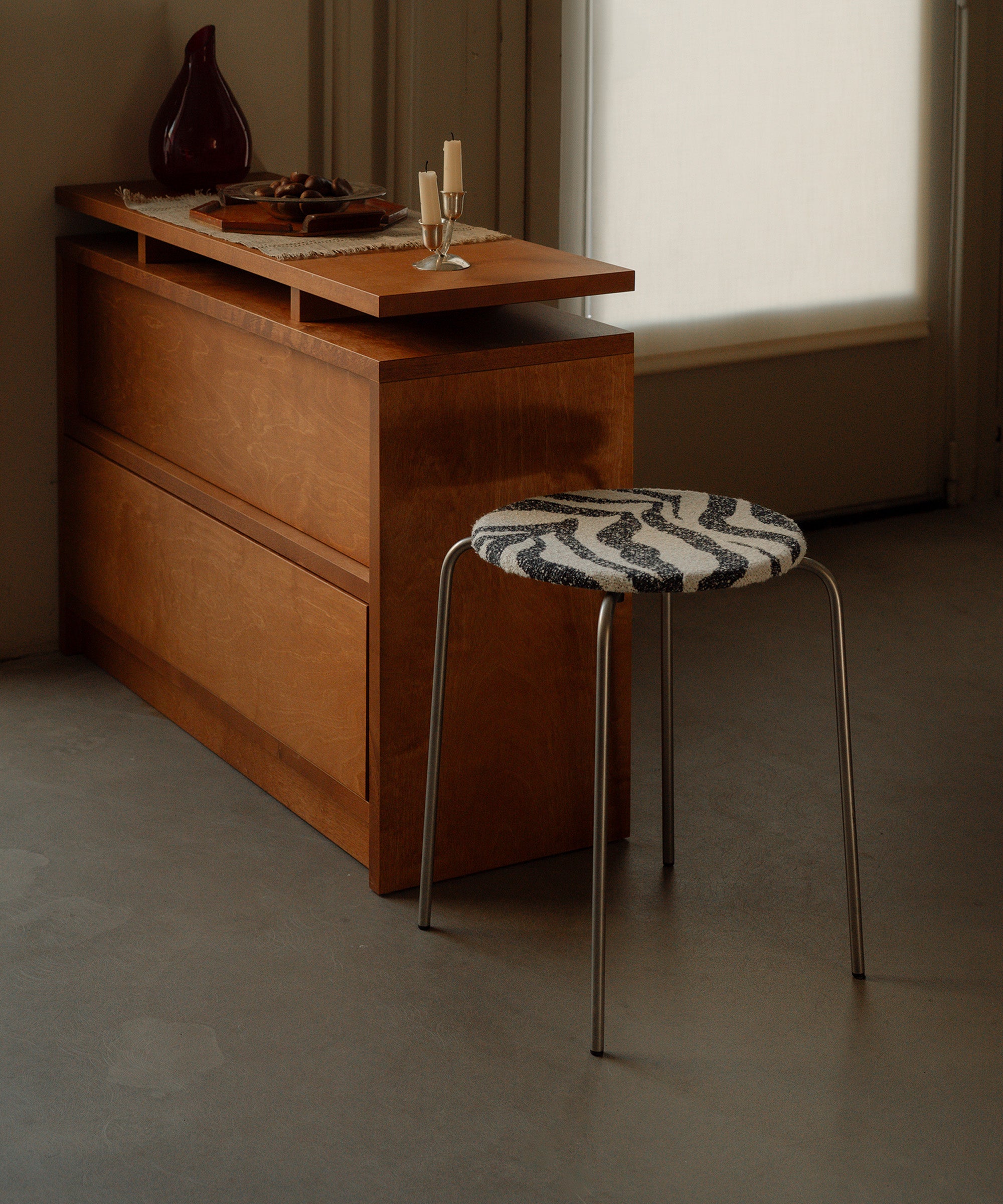 Petit Rond Stool