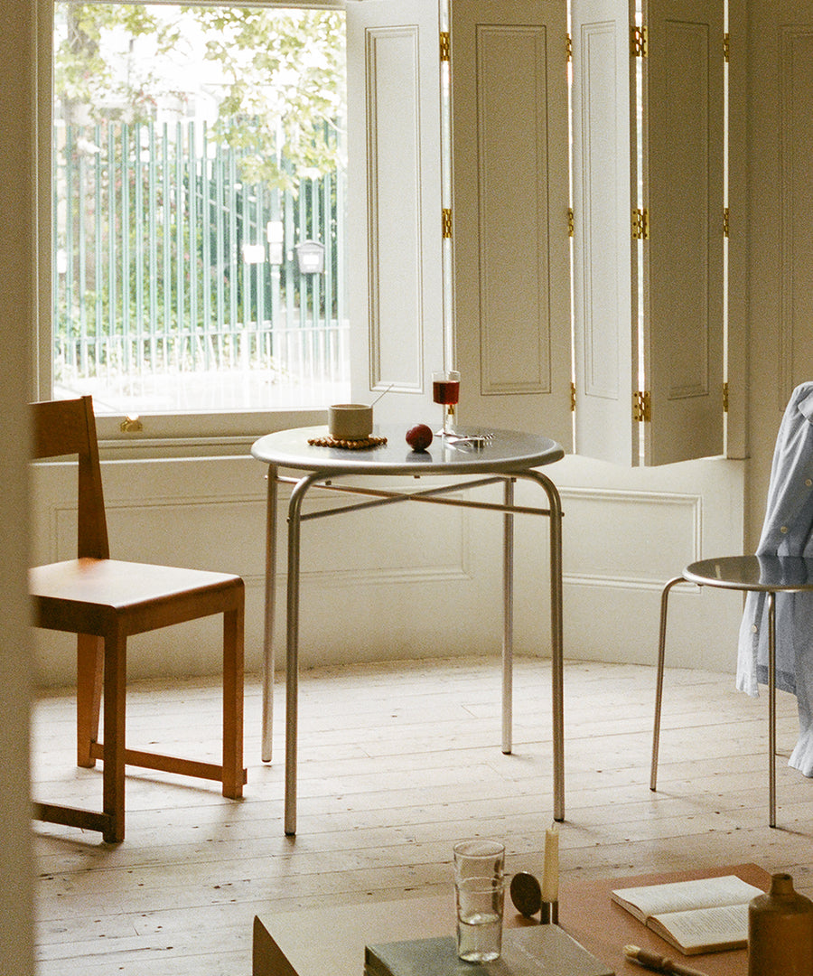 Petit Rond Table