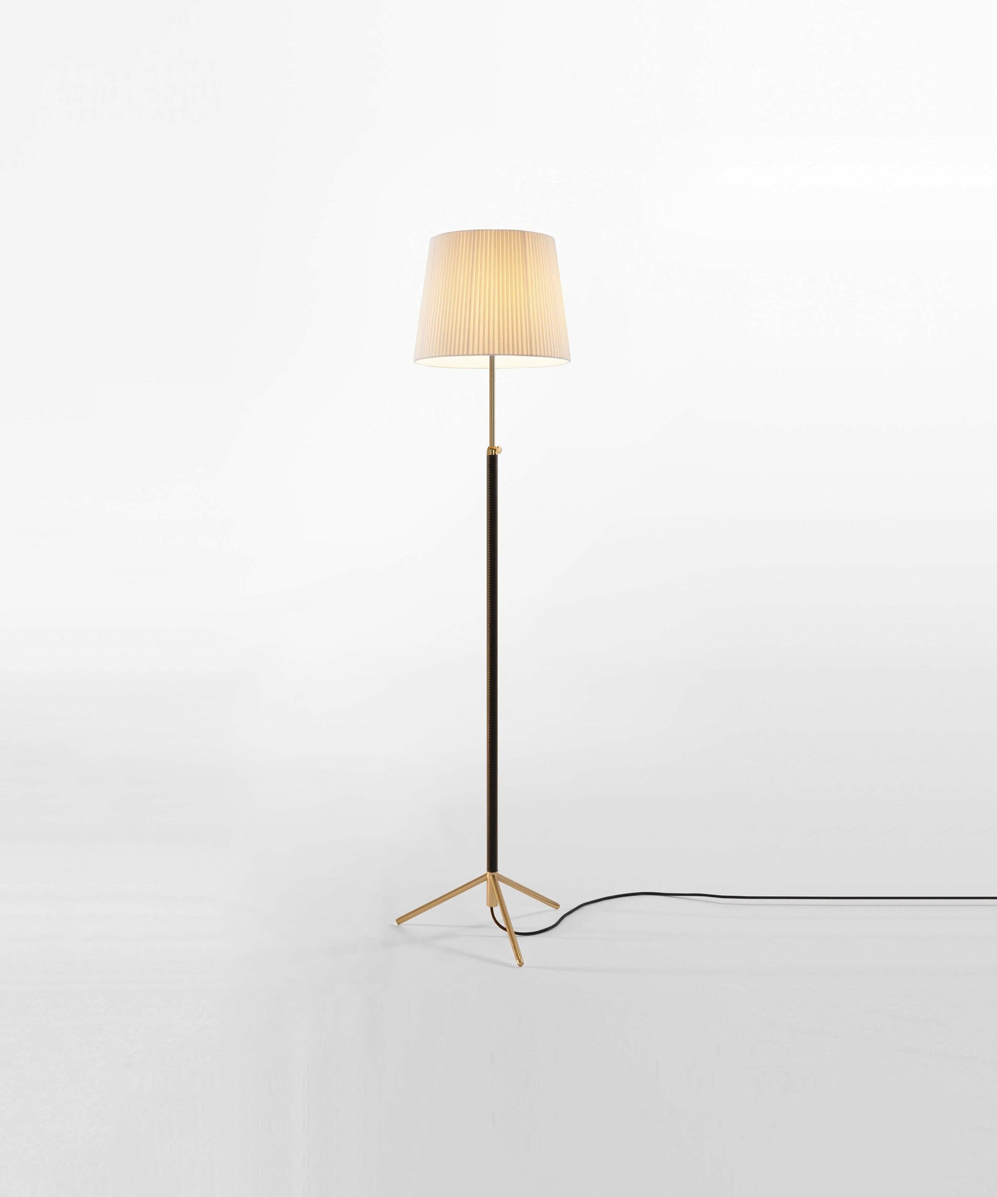 Pie De Salon G3 Floor Lamp