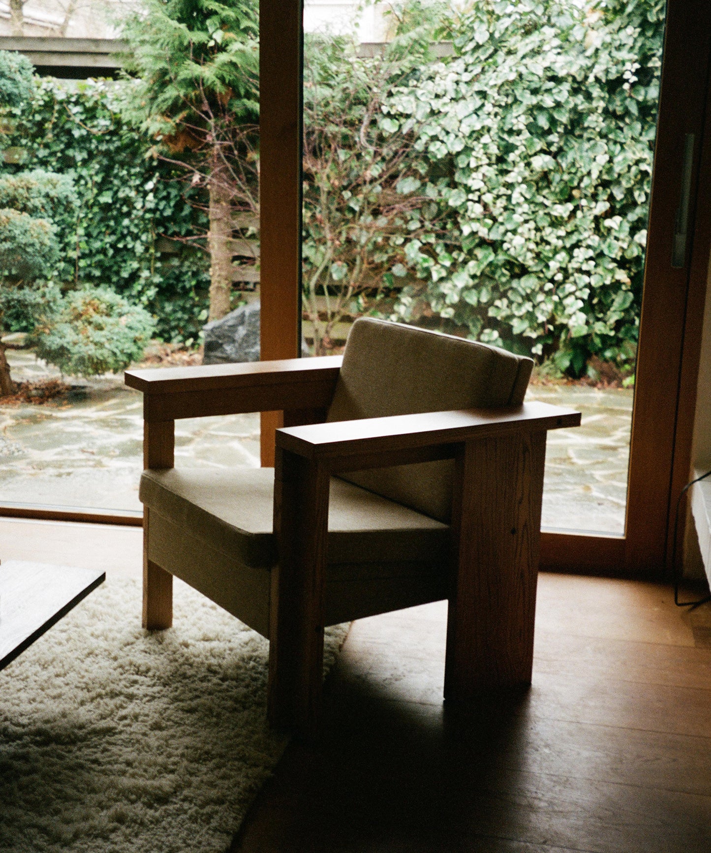 Symmetry Lounge Chair