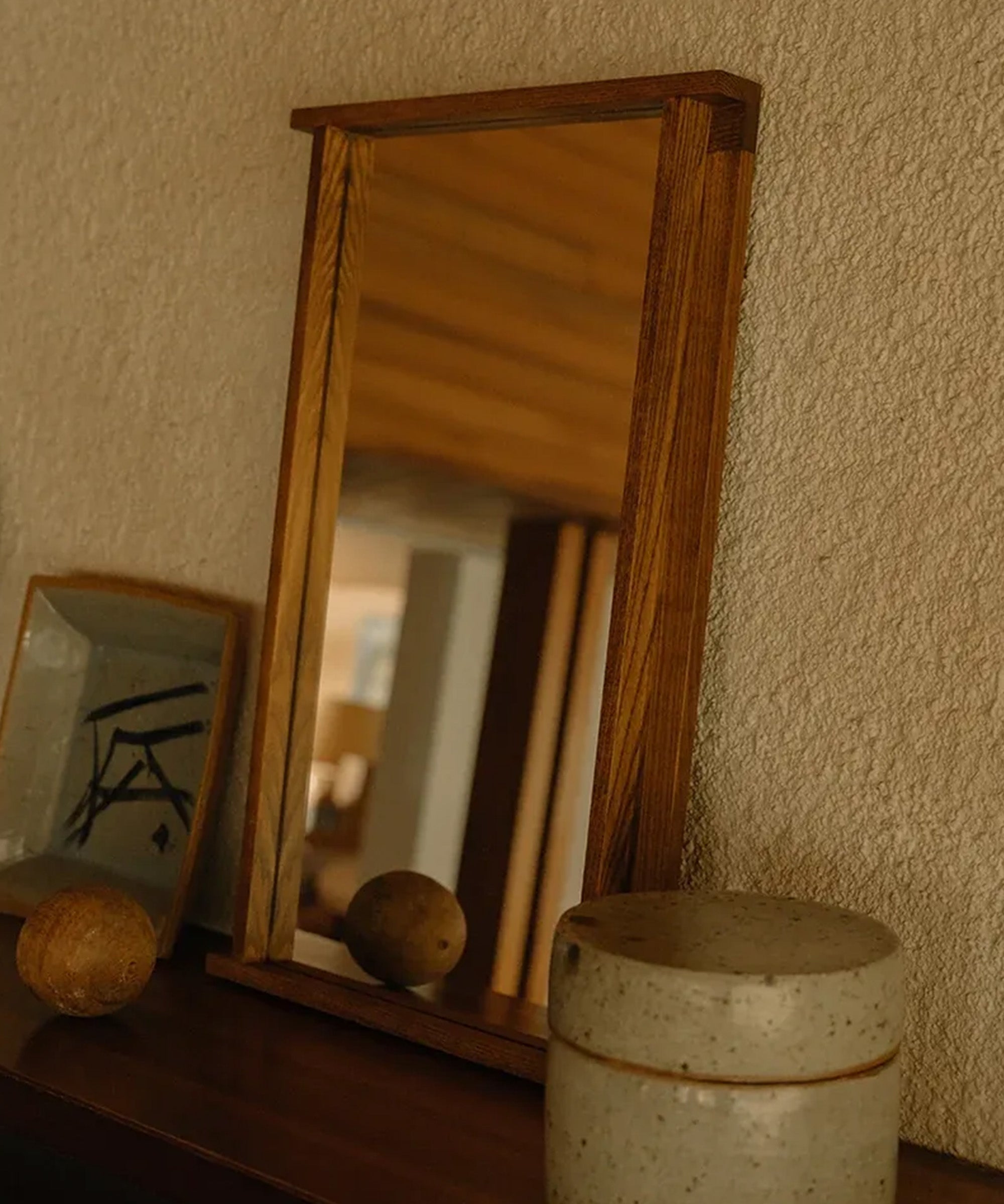 Symmetry Mirror