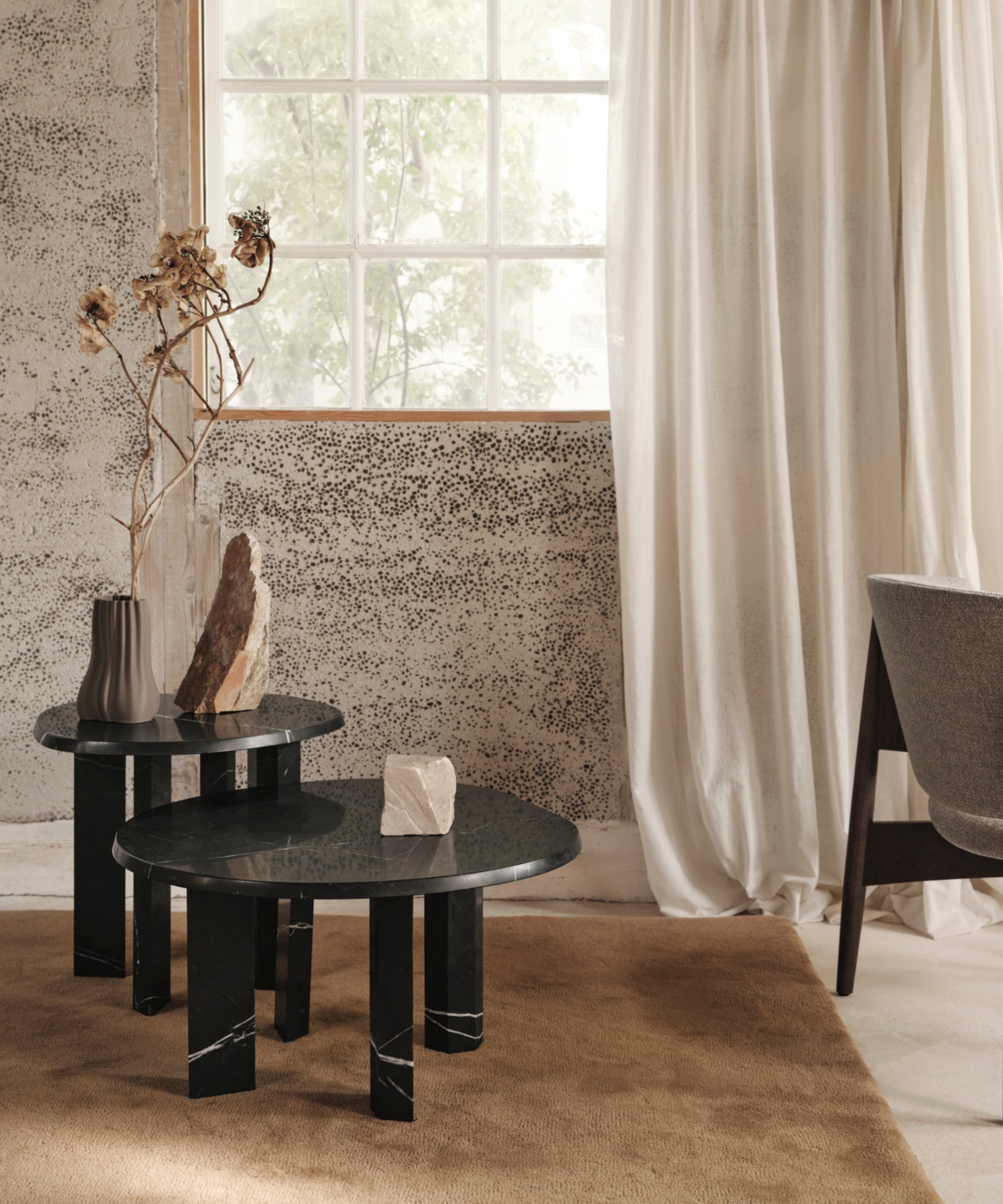 Taula Side Table
