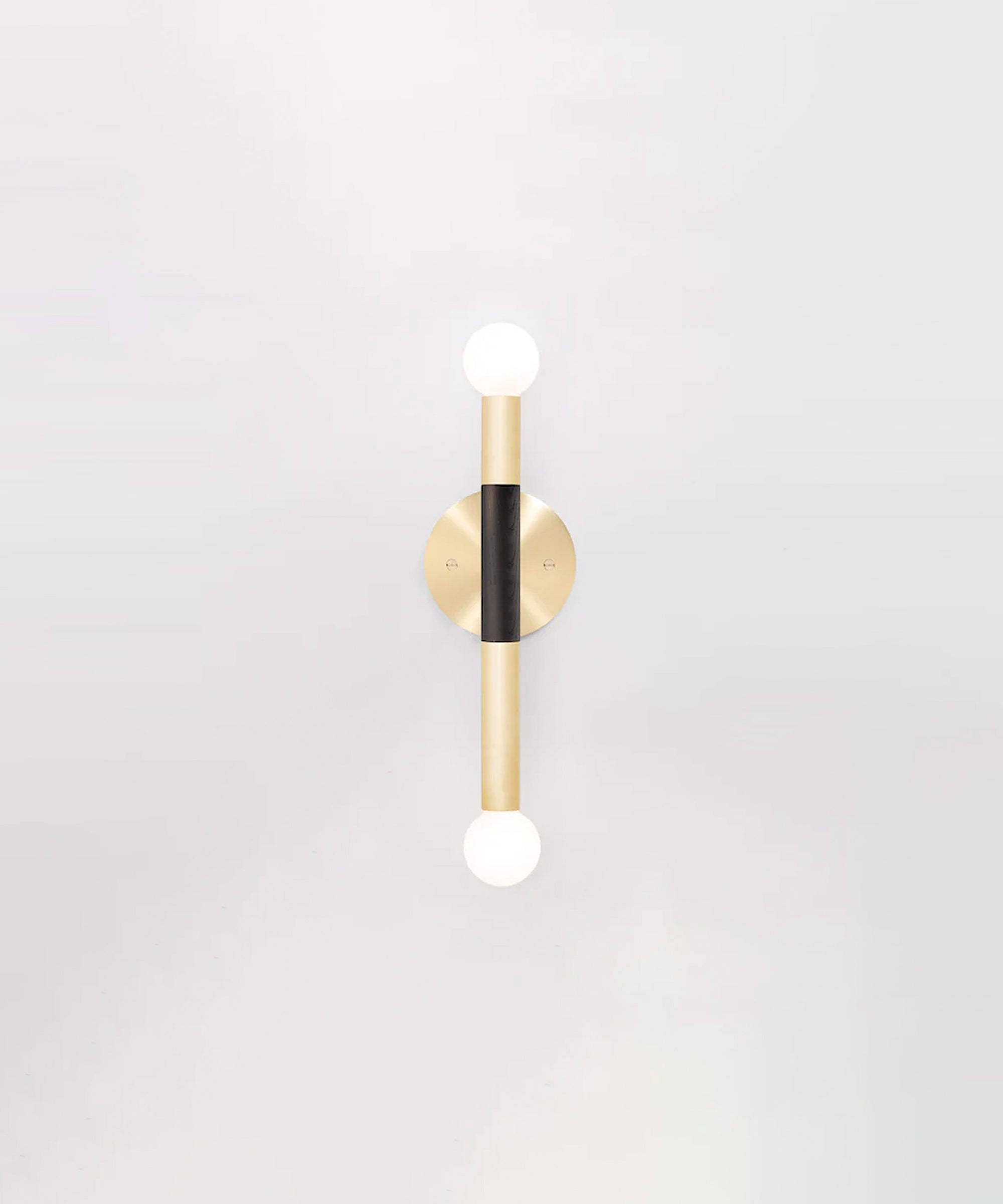 Toam Sconce