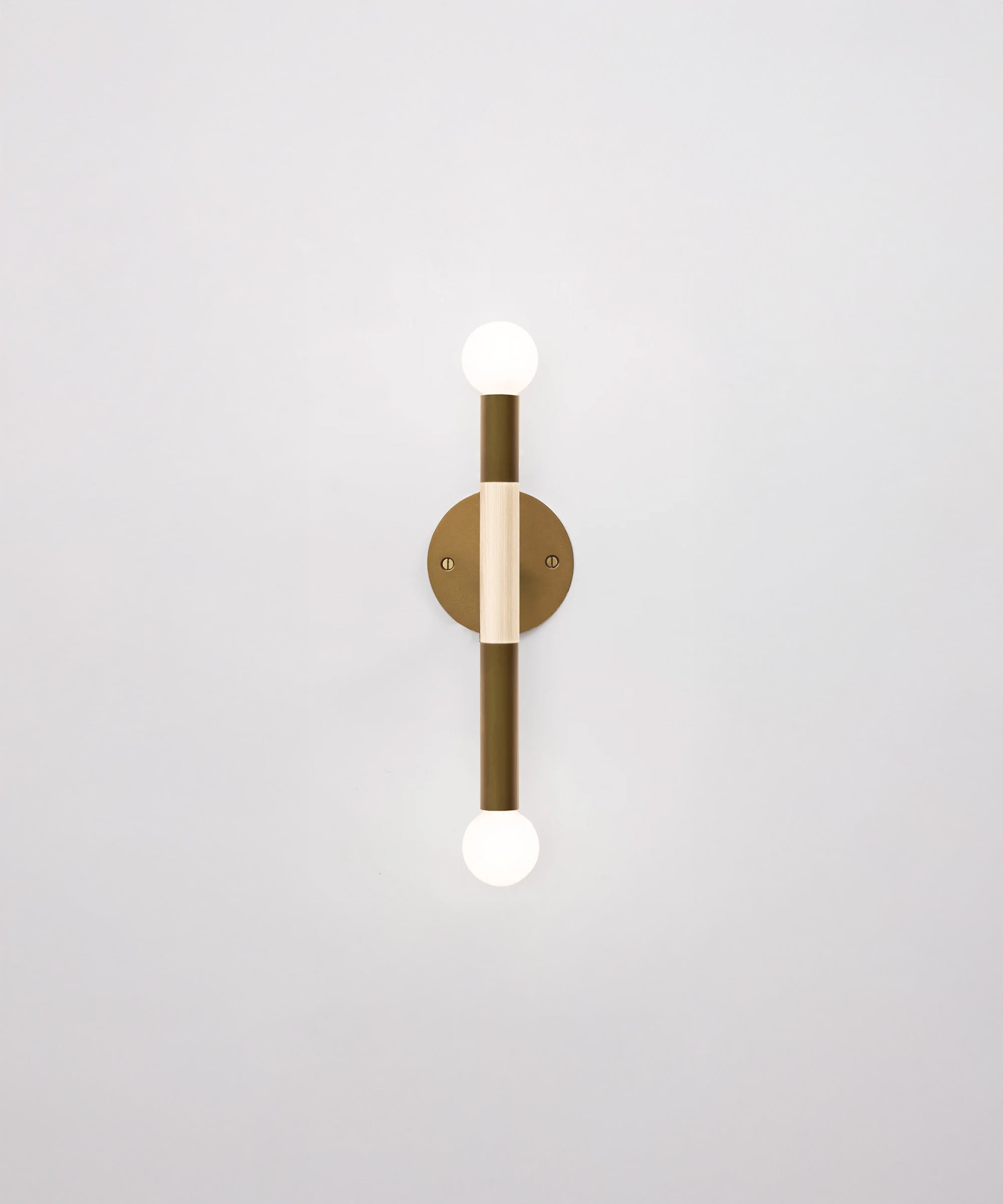 Toam Sconce