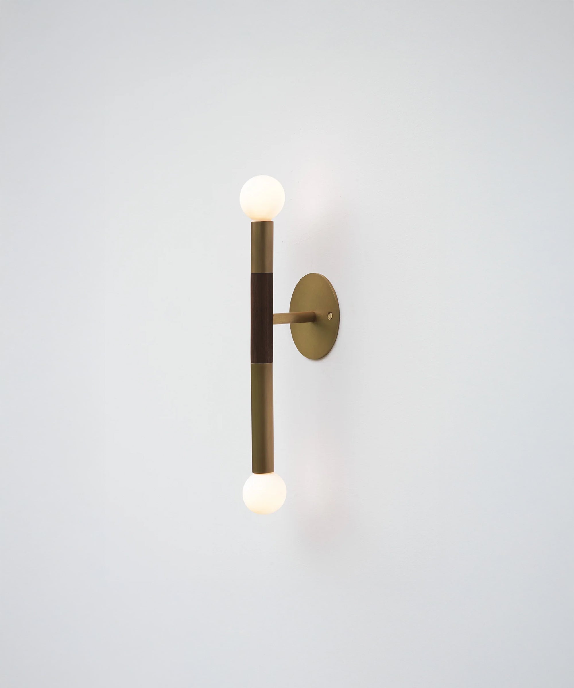 Toam Sconce